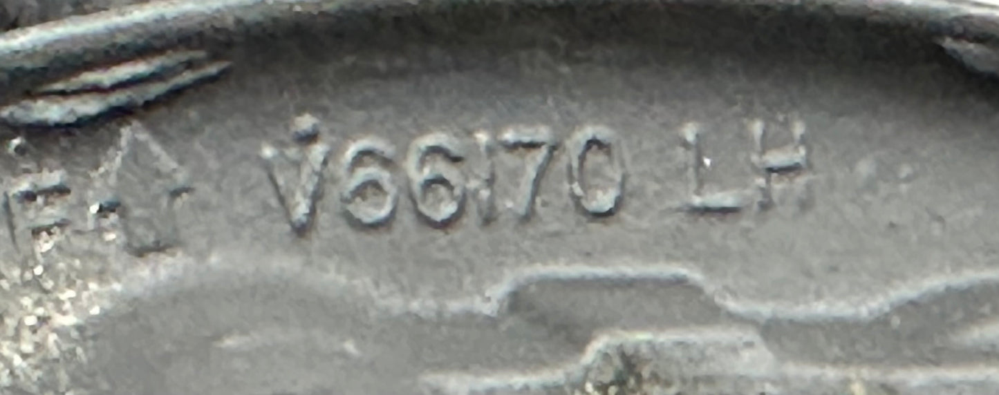 99-04 Ford Mustang Sun Visor W/ Mirror LH Driver Side OEM E97B-1004132-AAW, V66170 #01