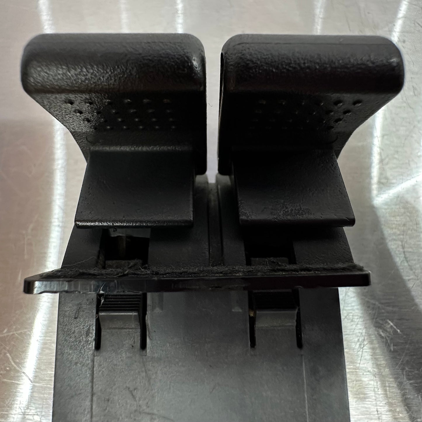 87-93 Ford Mustang Headlight and Hazard Switch Assembly OEM E7ZB-13A350-ADW #R