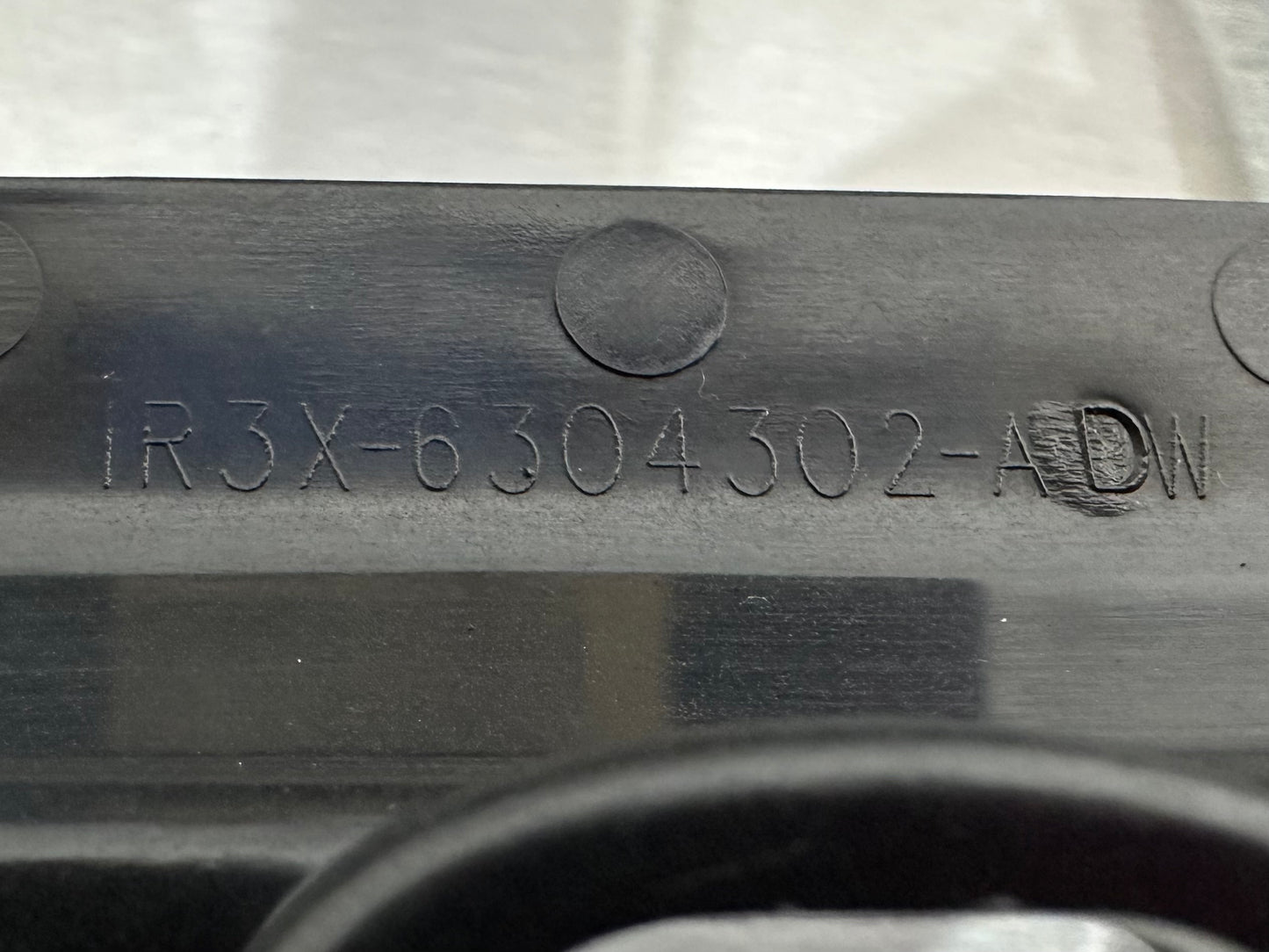 01-04 Ford Mustang Radio Bezel Center Dash Midnight Black OEM 1R3X-6304302-AD, 1R3X-6304302-ADW #01