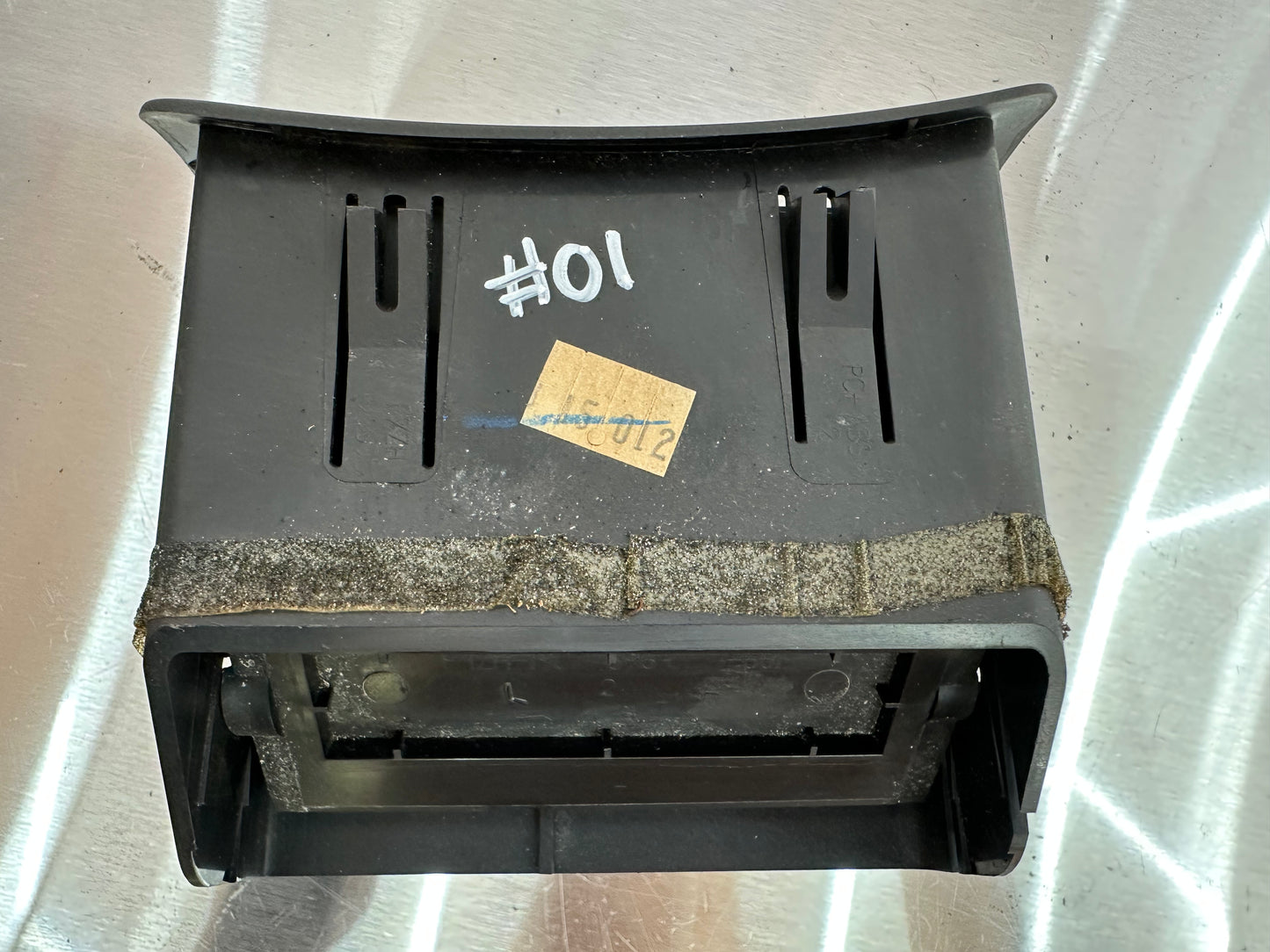 99-04 Ford Mustang Dashboard Register AC/Heat Vent LH OEM F4ZH-19C7696-681 #01