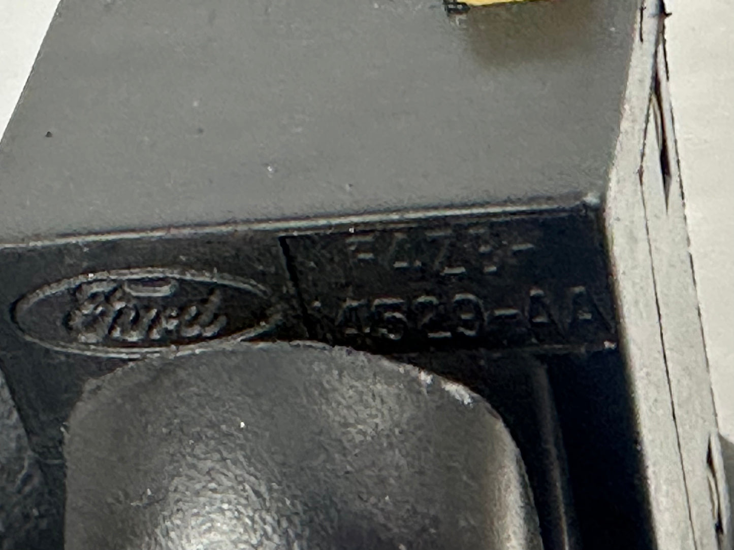 99-04 Ford Mustang Power Door Lock Switch Passenger RH OEM F4ZB-14529-AA #01