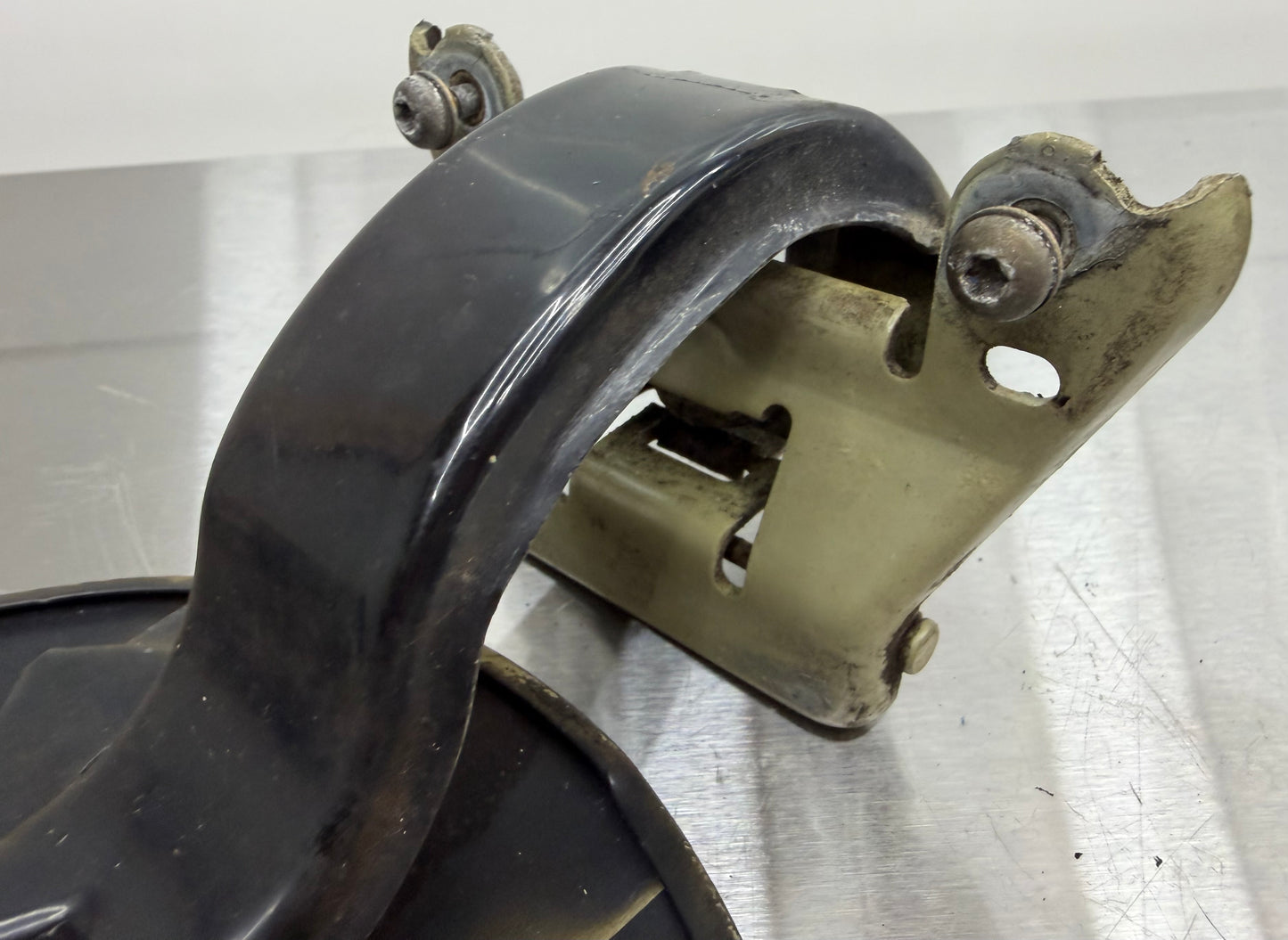 99-04 Ford Mustang Gas Tank Cap Door Cover Latch Black OEM #03