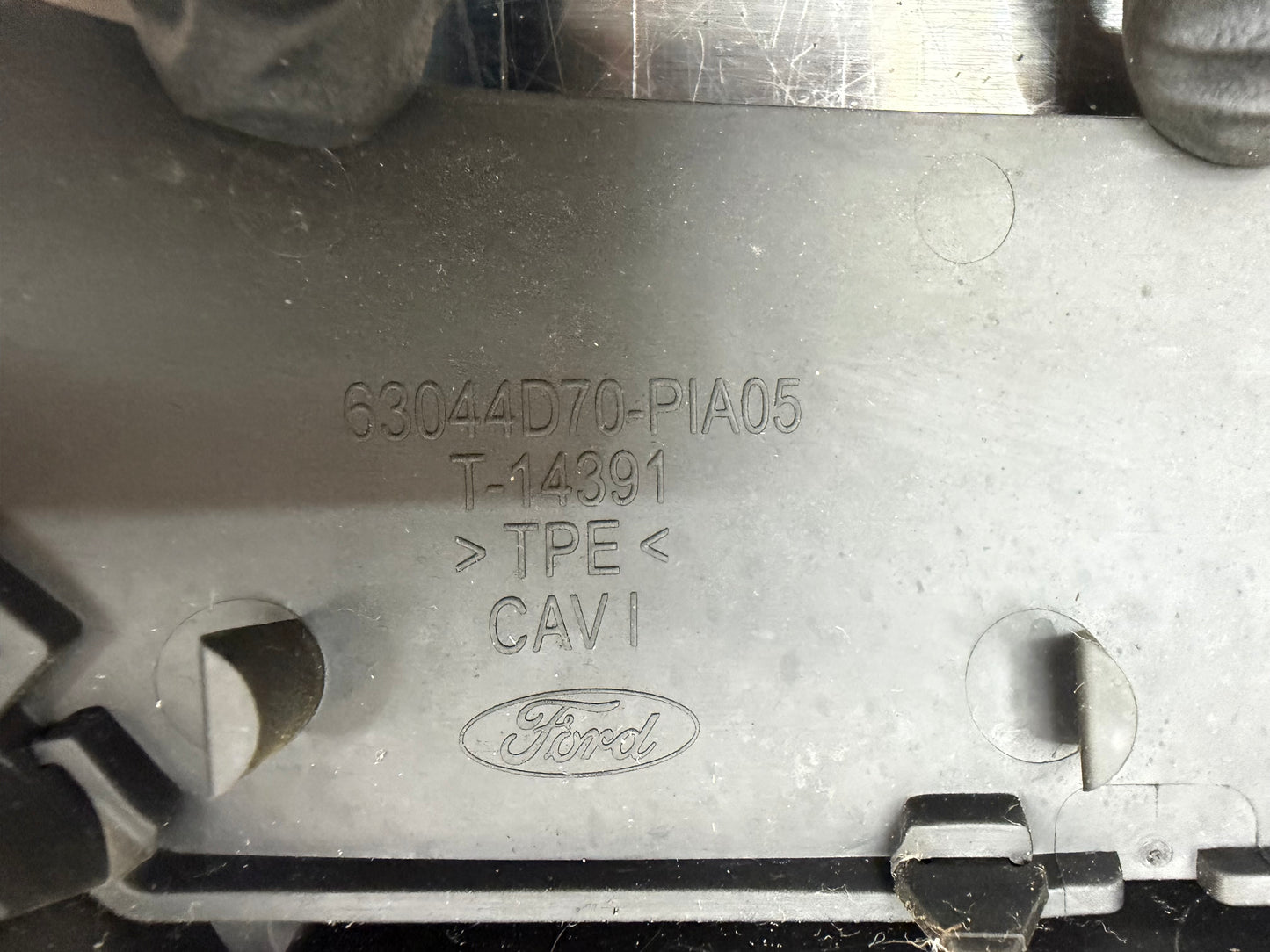 05-14 Ford Mustang Speedometer Instrument Cluster Trim Bezel OEM 63044D70-PIA05 #00