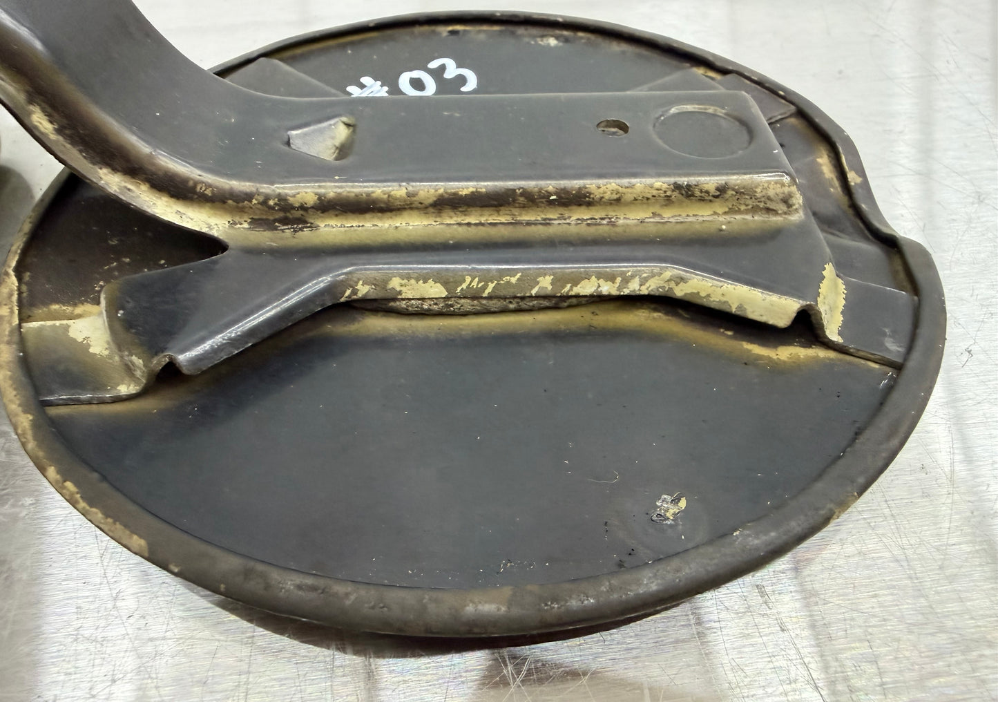 99-04 Ford Mustang Gas Tank Cap Door Cover Latch Black OEM #03