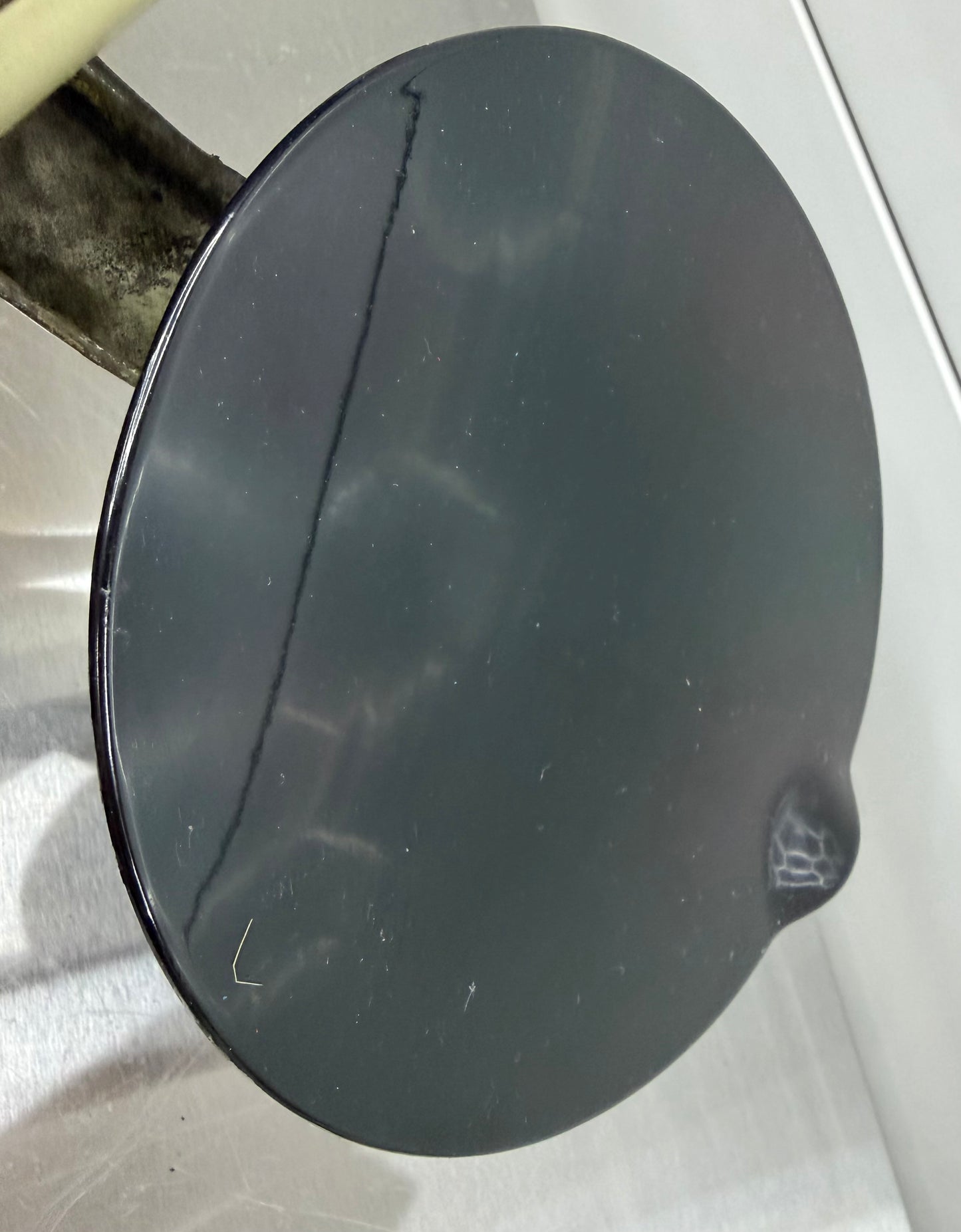 99-04 Ford Mustang Gas Tank Cap Door Cover Latch Black OEM #03
