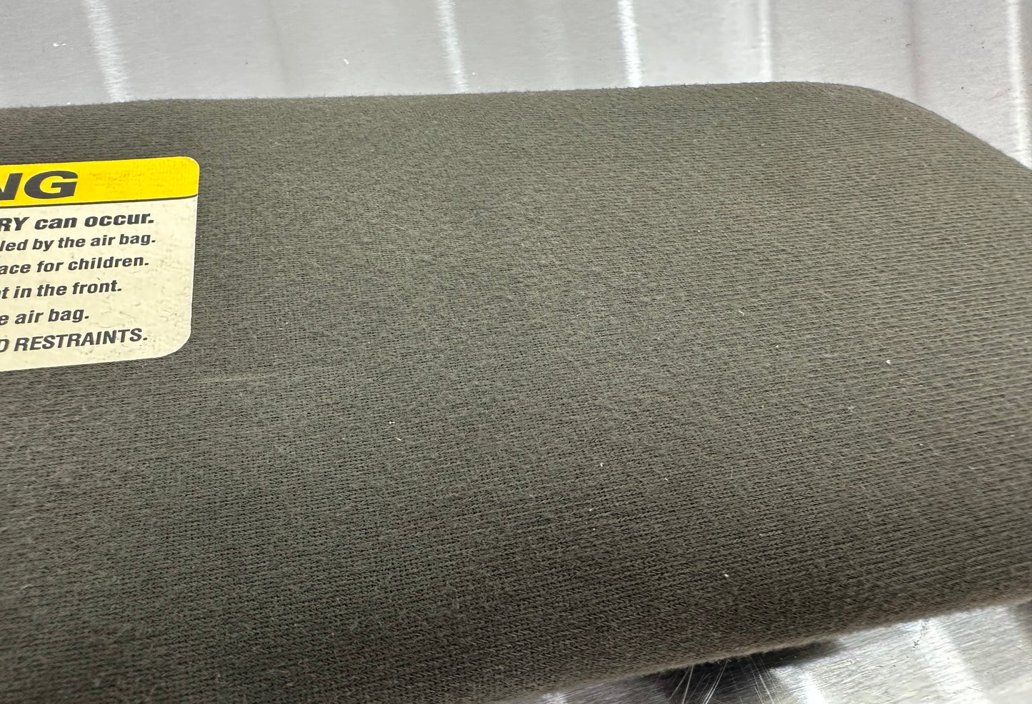 99-04 Ford Mustang Sun Visor W/ Mirror LH Driver Side OEM E97B-1004132-AAW, V66170 #01