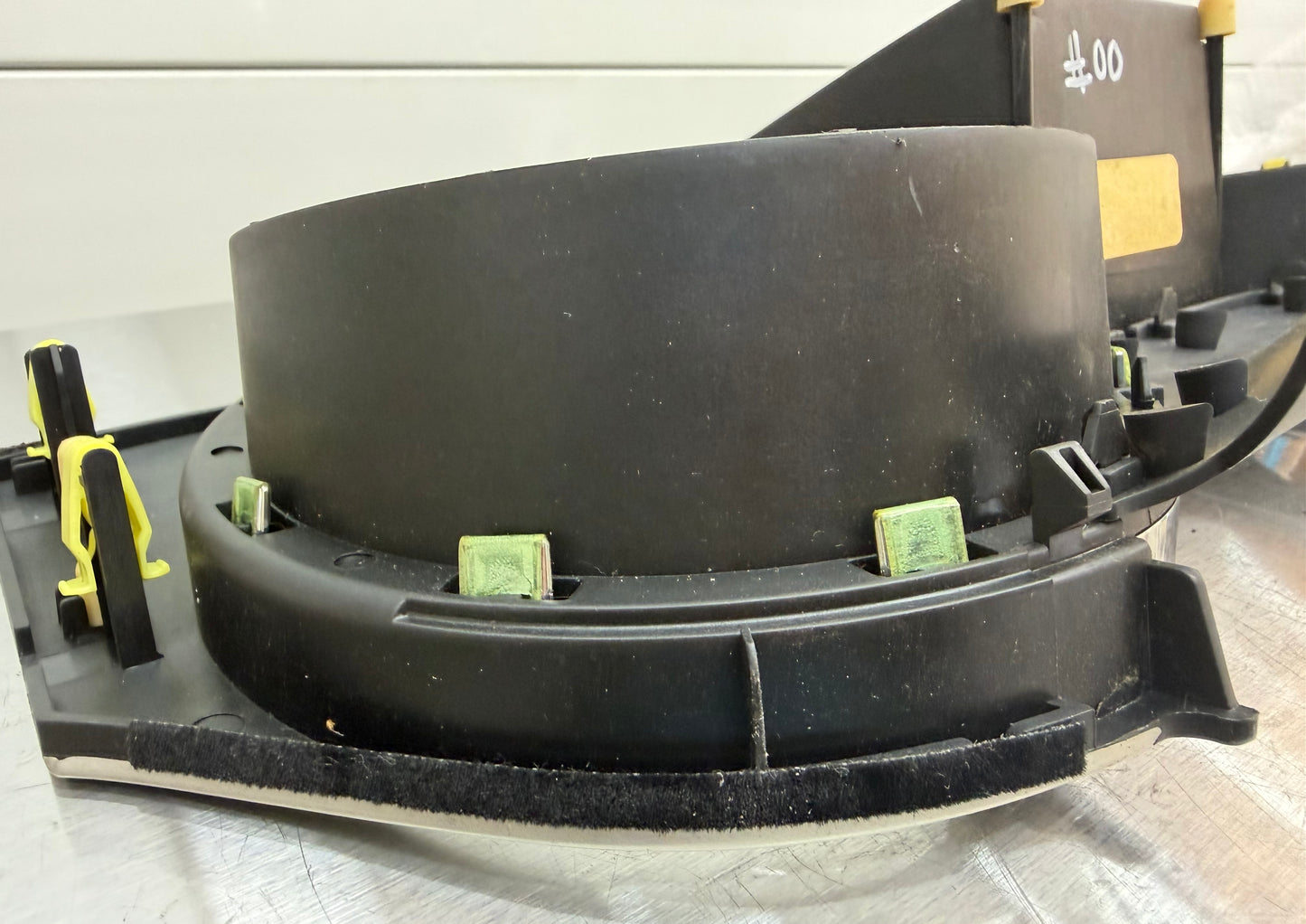 05-14 Ford Mustang Speedometer Instrument Cluster Trim Bezel OEM 63044D70-PIA05 #00