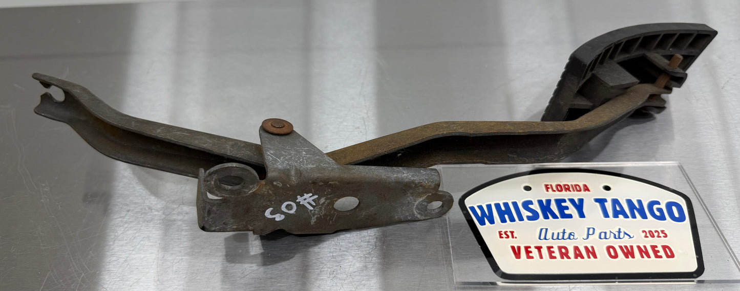 99-04 Ford Mustang Gas Pedal Assembly OEM #03