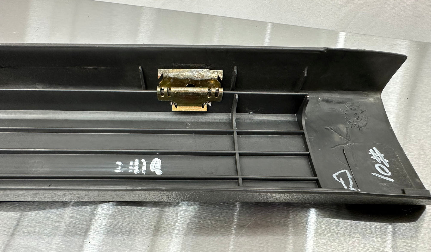 99-04 Ford Mustang Door Sill RH Passenger OEM YR33-6313200-AAW #01