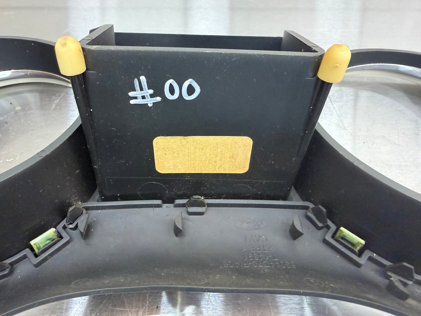 05-14 Ford Mustang Speedometer Instrument Cluster Trim Bezel OEM 63044D70-PIA05 #00
