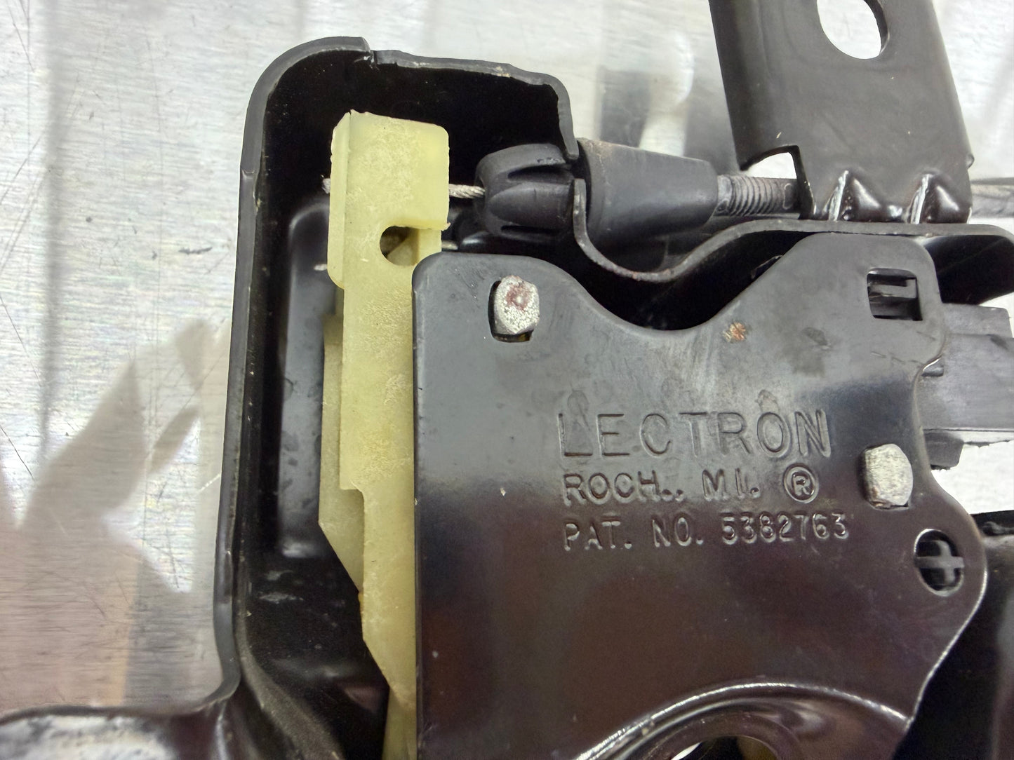 99-04 Ford Mustang Trunk Latch Lock Emergency Release Actuator OEM XR3A-6343282-CA #03