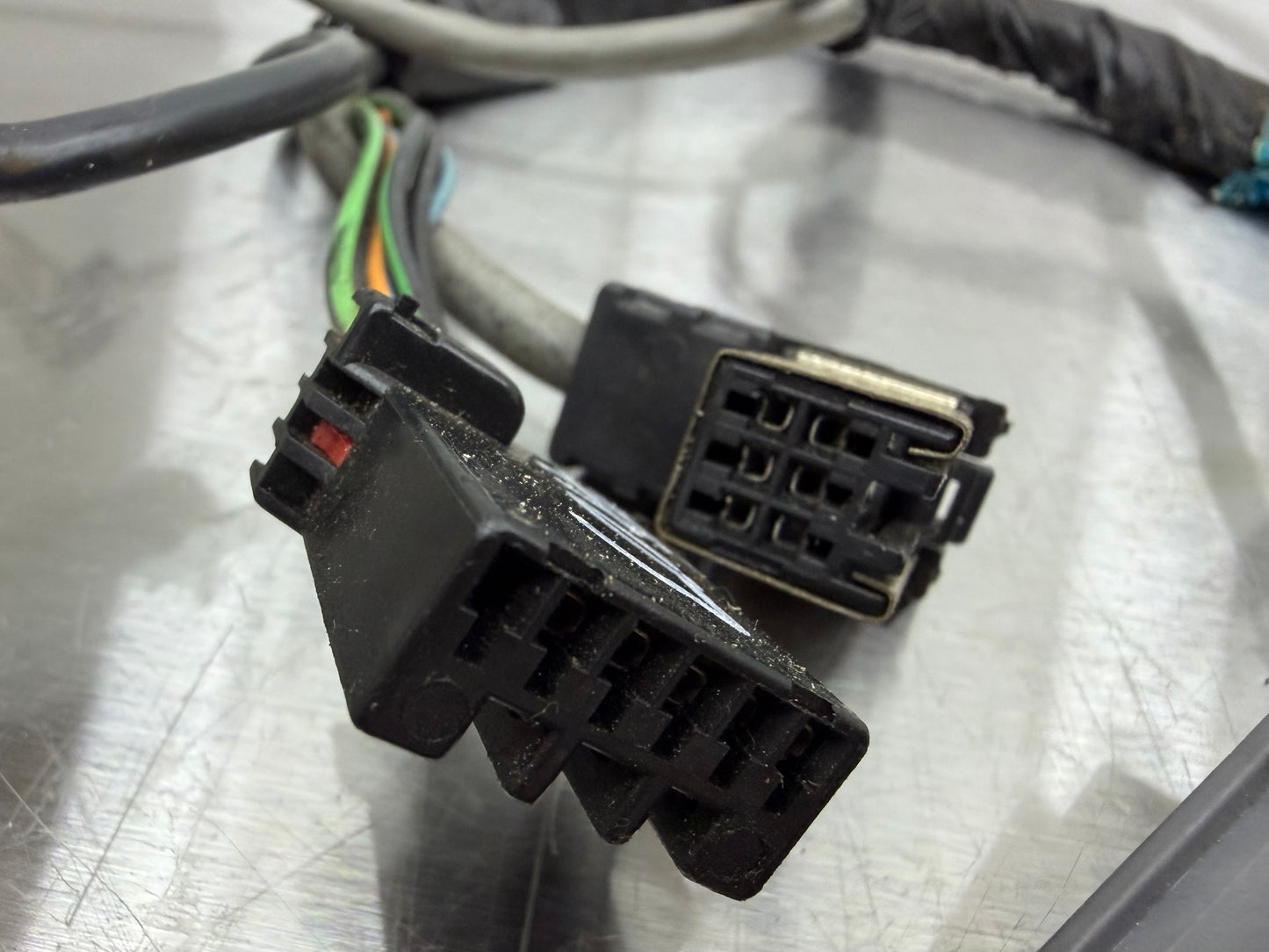 99-04 Ford Mustang Dash Radio Wiring Harness OEM XR33-19B113-DF, E80F-14N003-DA #03