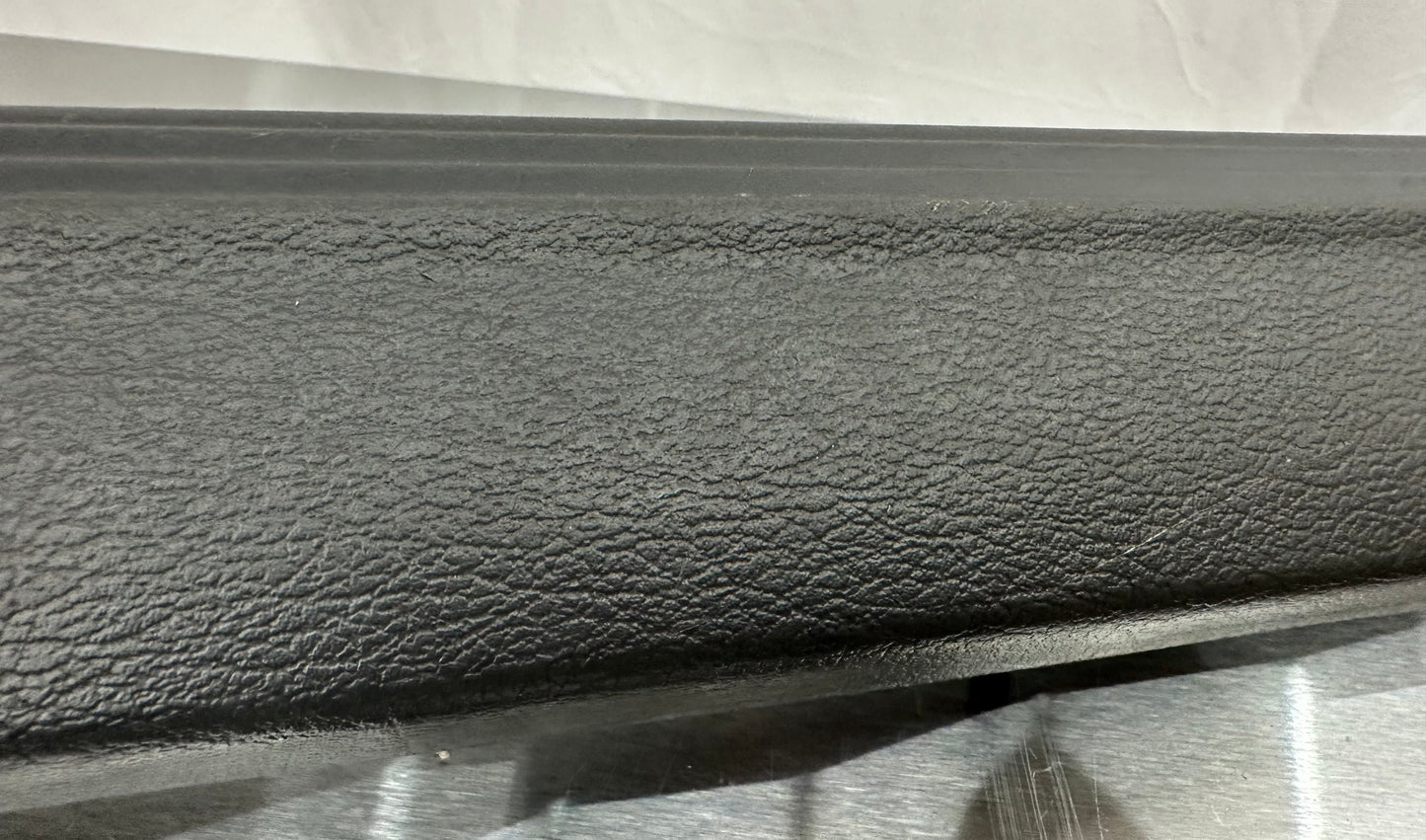 99-04 Ford Mustang Door Sill RH Passenger OEM YR33-6313200-AAW #01