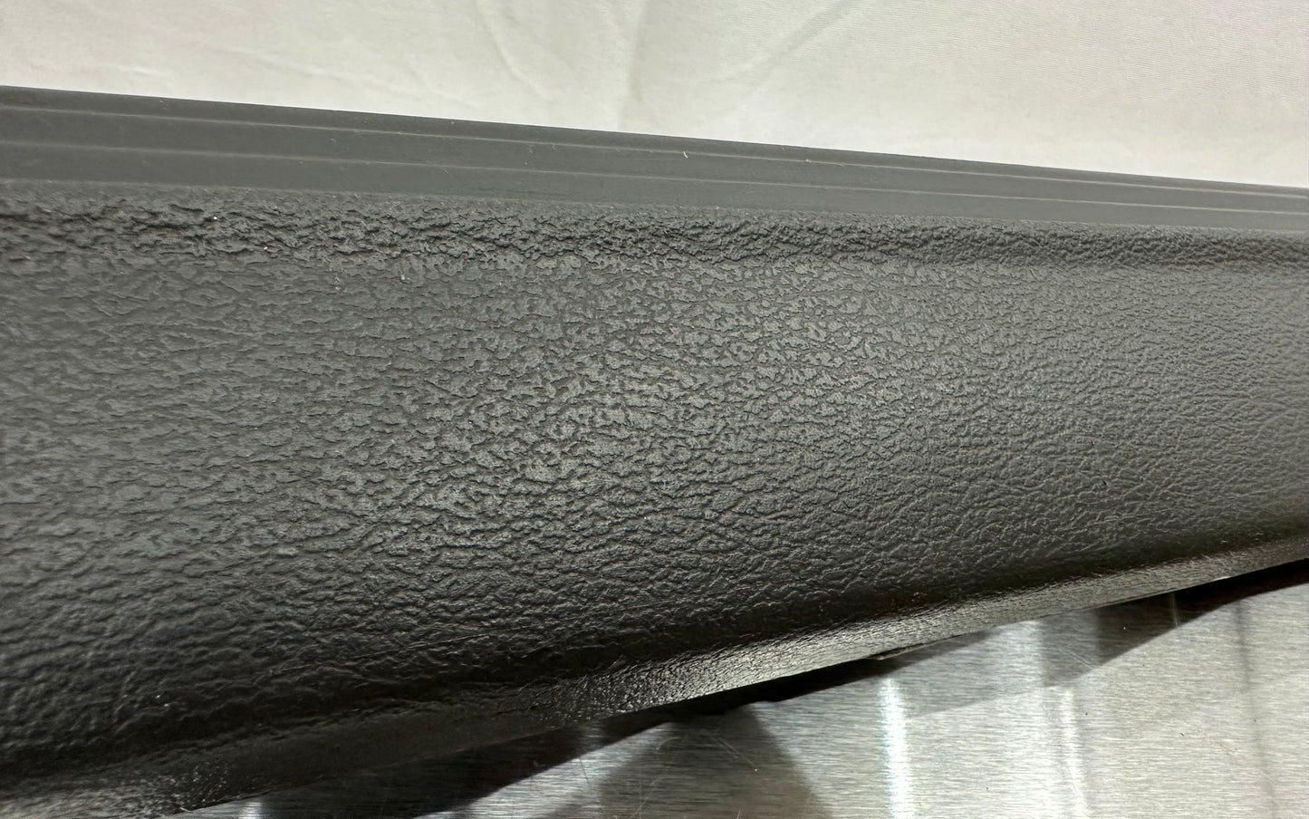 99-04 Ford Mustang Door Sill RH Passenger OEM YR33-6313200-AAW #01