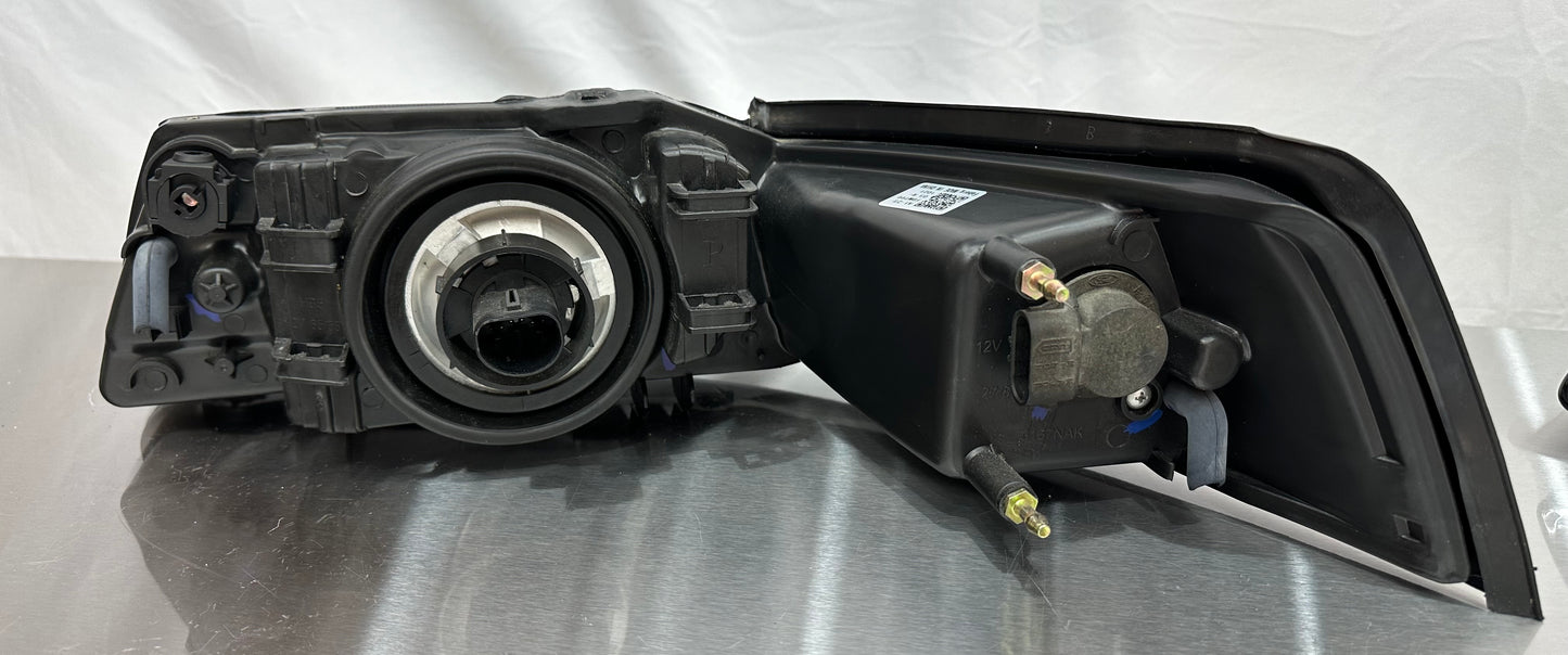 99-04 Ford Mustang Headlights Aftermarket #01