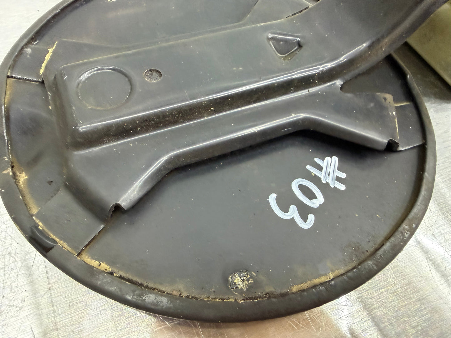99-04 Ford Mustang Gas Tank Cap Door Cover Latch Black OEM #03