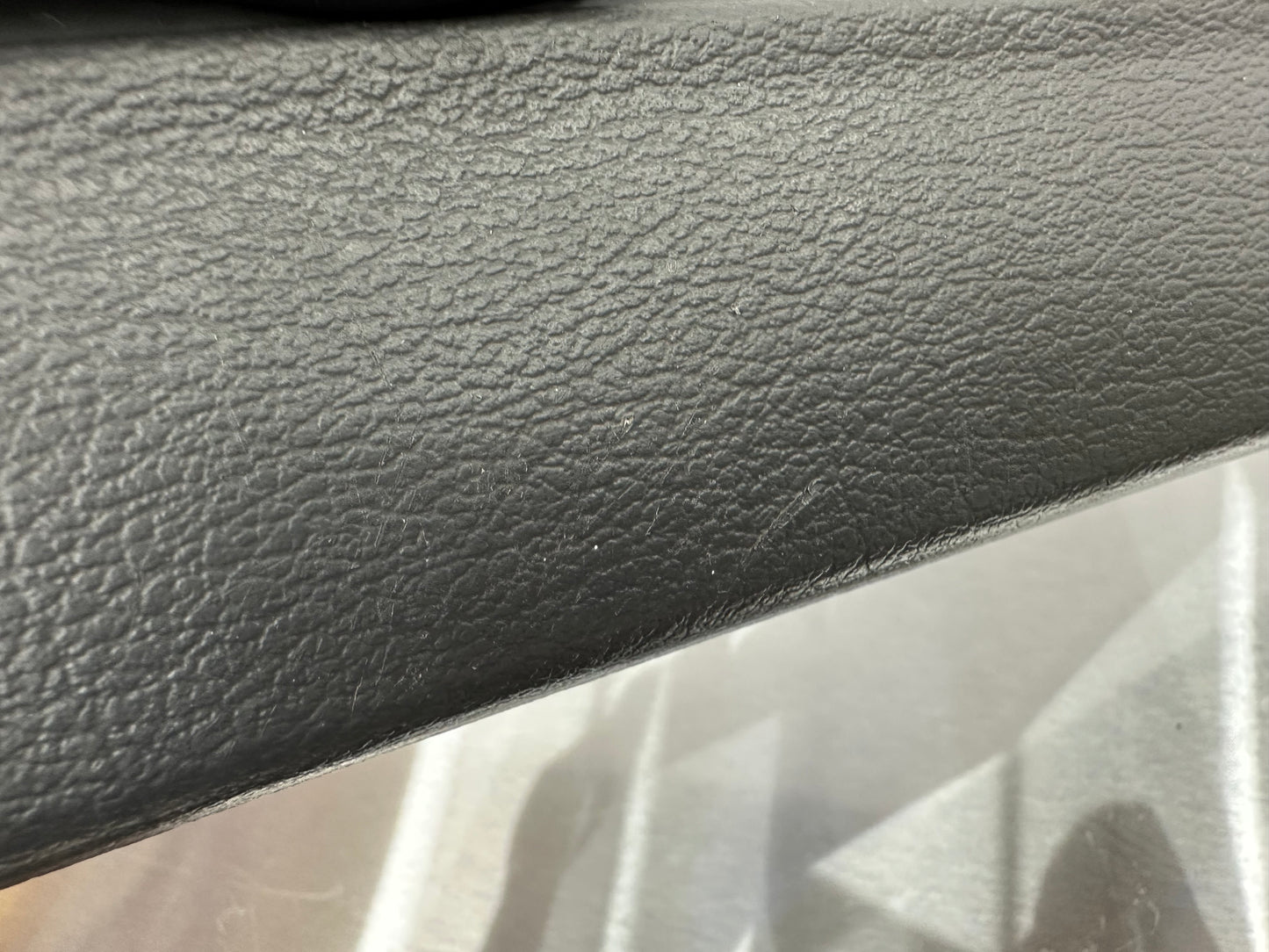 99-04 Ford Mustang Door Sill RH Passenger OEM YR33-6313200-AAW #01