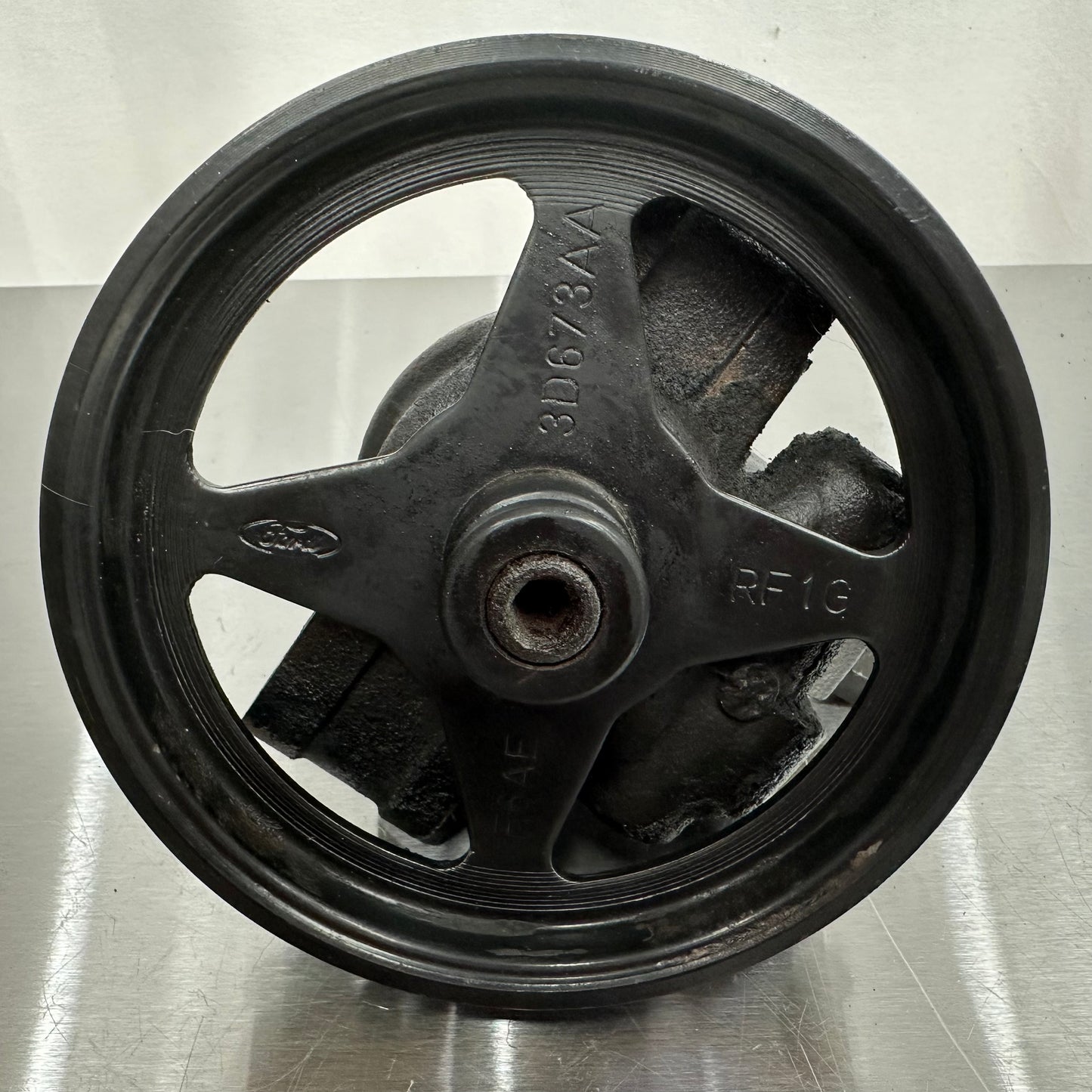 99-04 Mustang GT Power Steering Pump #01