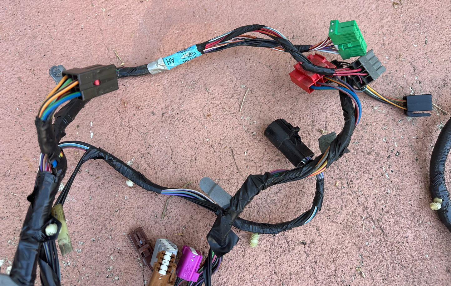 99-04 Ford Mustang Dash Harness OEM YR33-19B516-AA, 1R33-19B113-AB, 1R33-14401-AH, YR33-14B205-AB #01