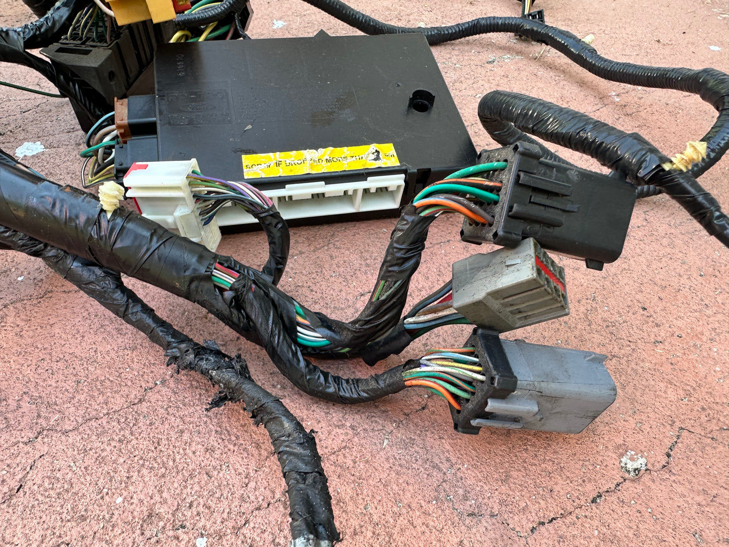 99-04 Ford Mustang Dash Harness OEM YR33-19B516-AA, 1R33-19B113-AB, 1R33-14401-AH, YR33-14B205-AB #01