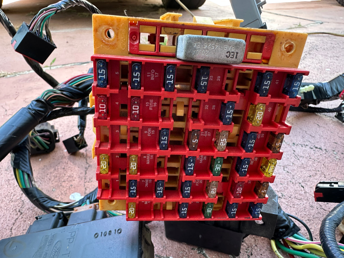 99-04 Ford Mustang Dash Harness OEM YR33-19B516-AA, 1R33-19B113-AB, 1R33-14401-AH, YR33-14B205-AB #01