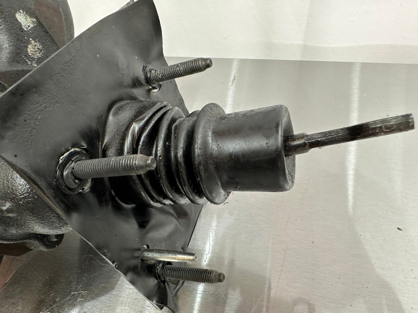 99-04 Ford Mustang Hydroboost W/ Lines OEM XR33-3A719-BD #01