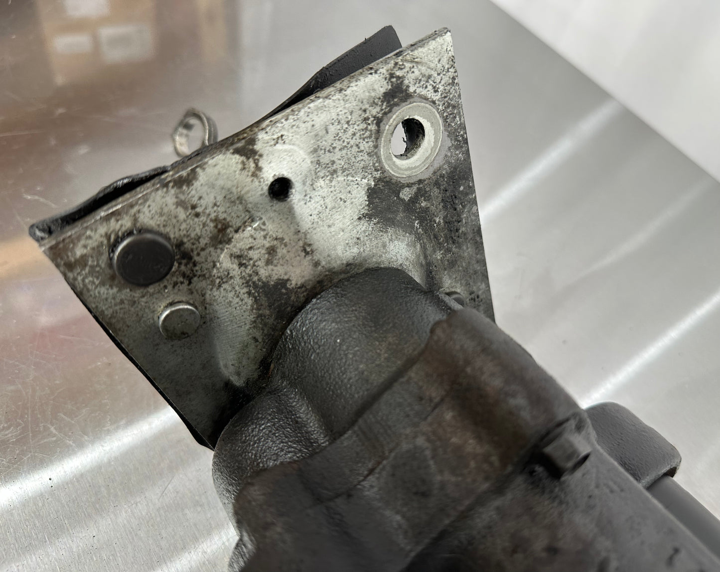 99-04 Ford Mustang Hydroboost W/ Lines OEM XR33-3A719-BD #01