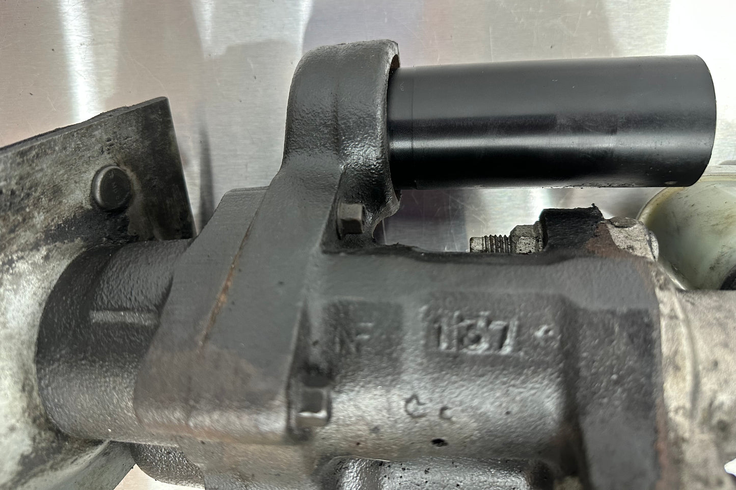 99-04 Ford Mustang Hydroboost W/ Lines OEM XR33-3A719-BD #01