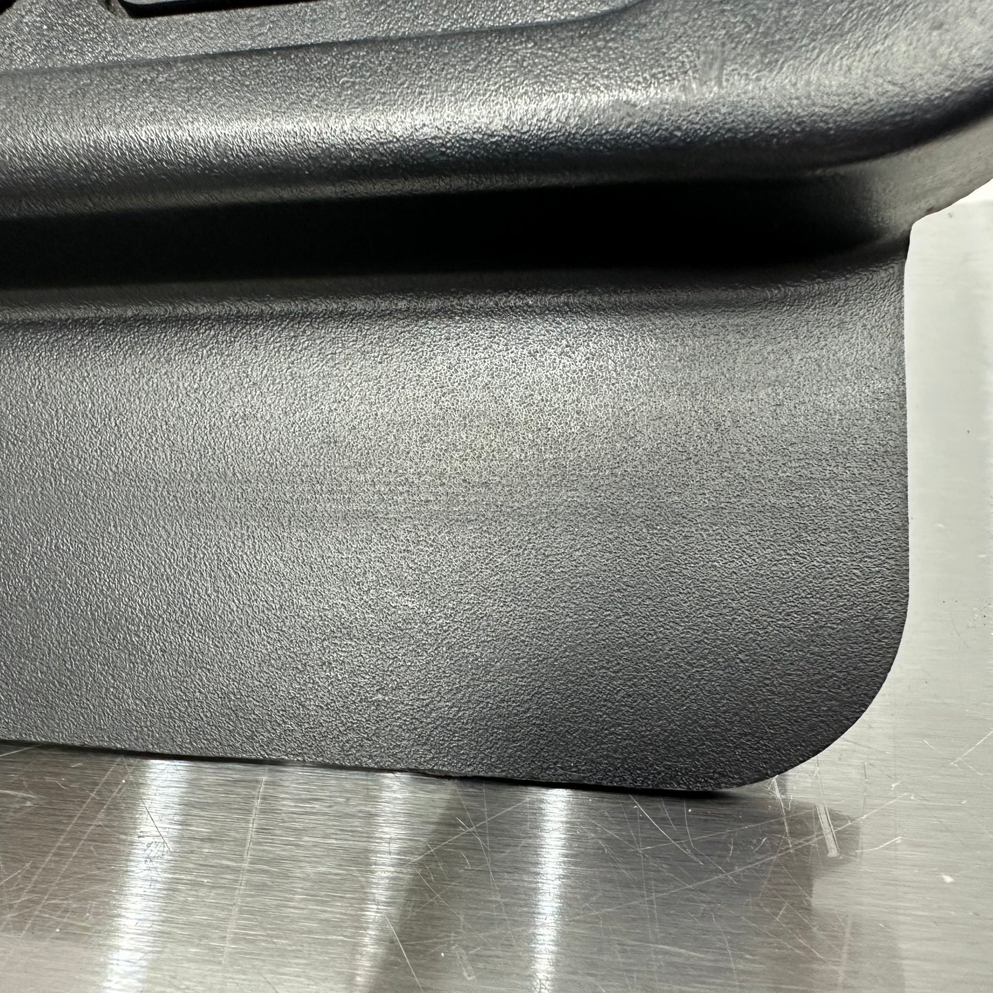 99-04 Ford Mustang Driver LH Power Seat 6-Way Control Switch Panel OEM XR3X-14A706-AAW #01