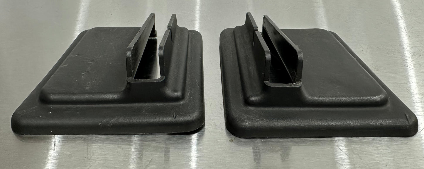 99-04 Ford Mustang Seat Bolt Track Cover (Set of 4) XR33-63618C82-AB, XR33-63618C82-BB, XR33-63618C84-BB, XR33-63618C84-AB OEM #01