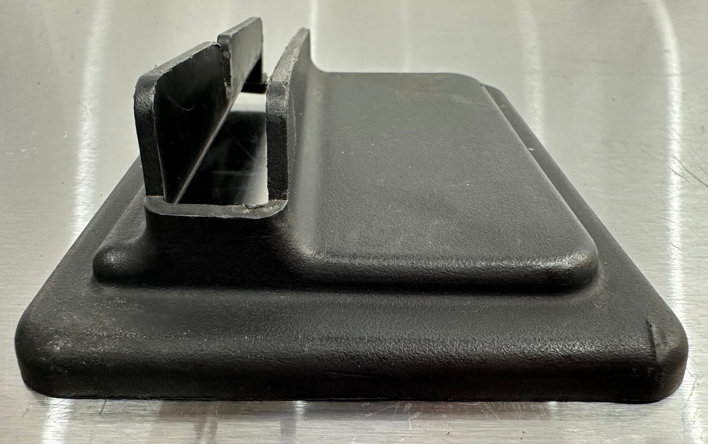 99-04 Ford Mustang Seat Bolt Track Cover (Set of 4) XR33-63618C82-AB, XR33-63618C82-BB, XR33-63618C84-BB, XR33-63618C84-AB OEM #01