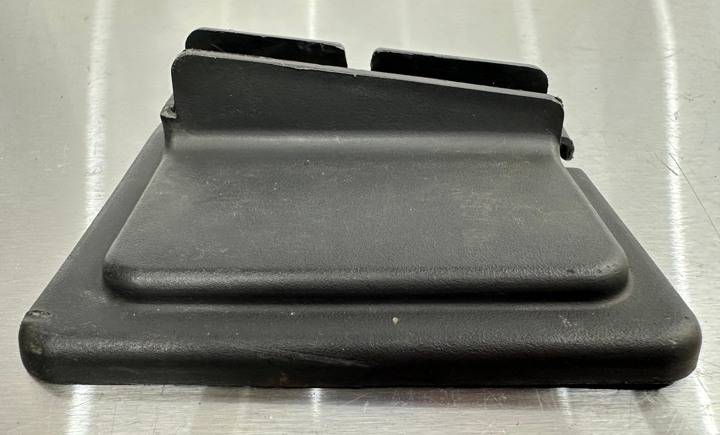 99-04 Ford Mustang Seat Bolt Track Cover (Set of 4) XR33-63618C82-AB, XR33-63618C82-BB, XR33-63618C84-BB, XR33-63618C84-AB OEM #01