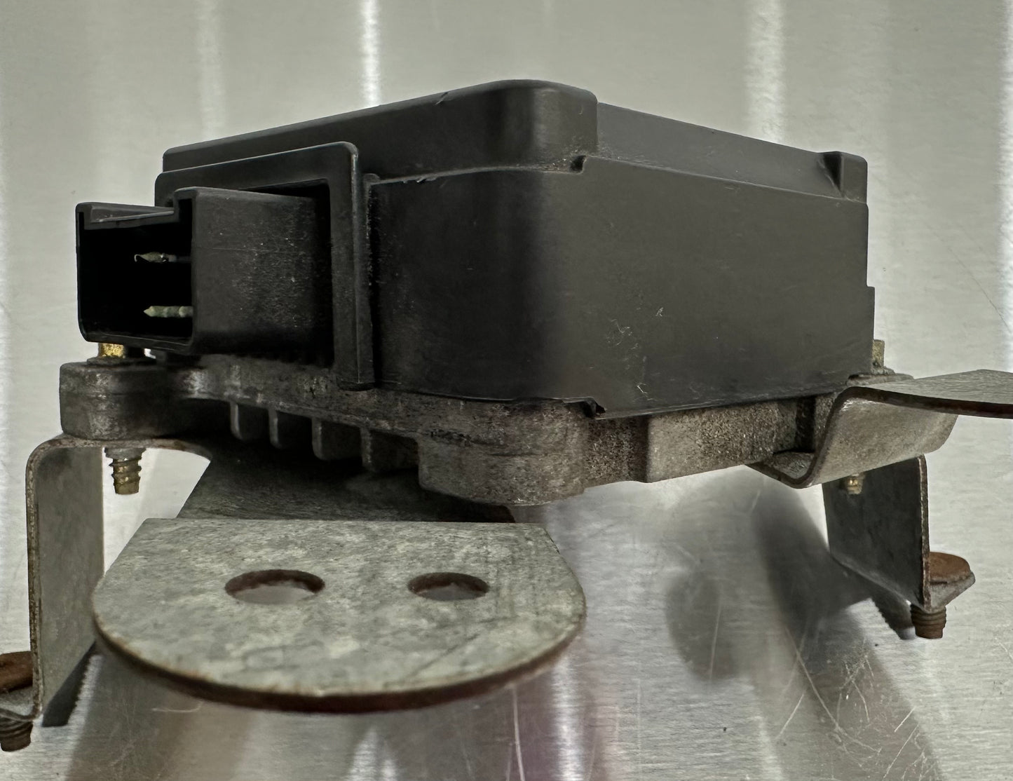 99-04 Ford Mustang ECM Gas Fuel Pump Control Module  OEM XR3F-9D372-AE, F50B-14A624-MA #01