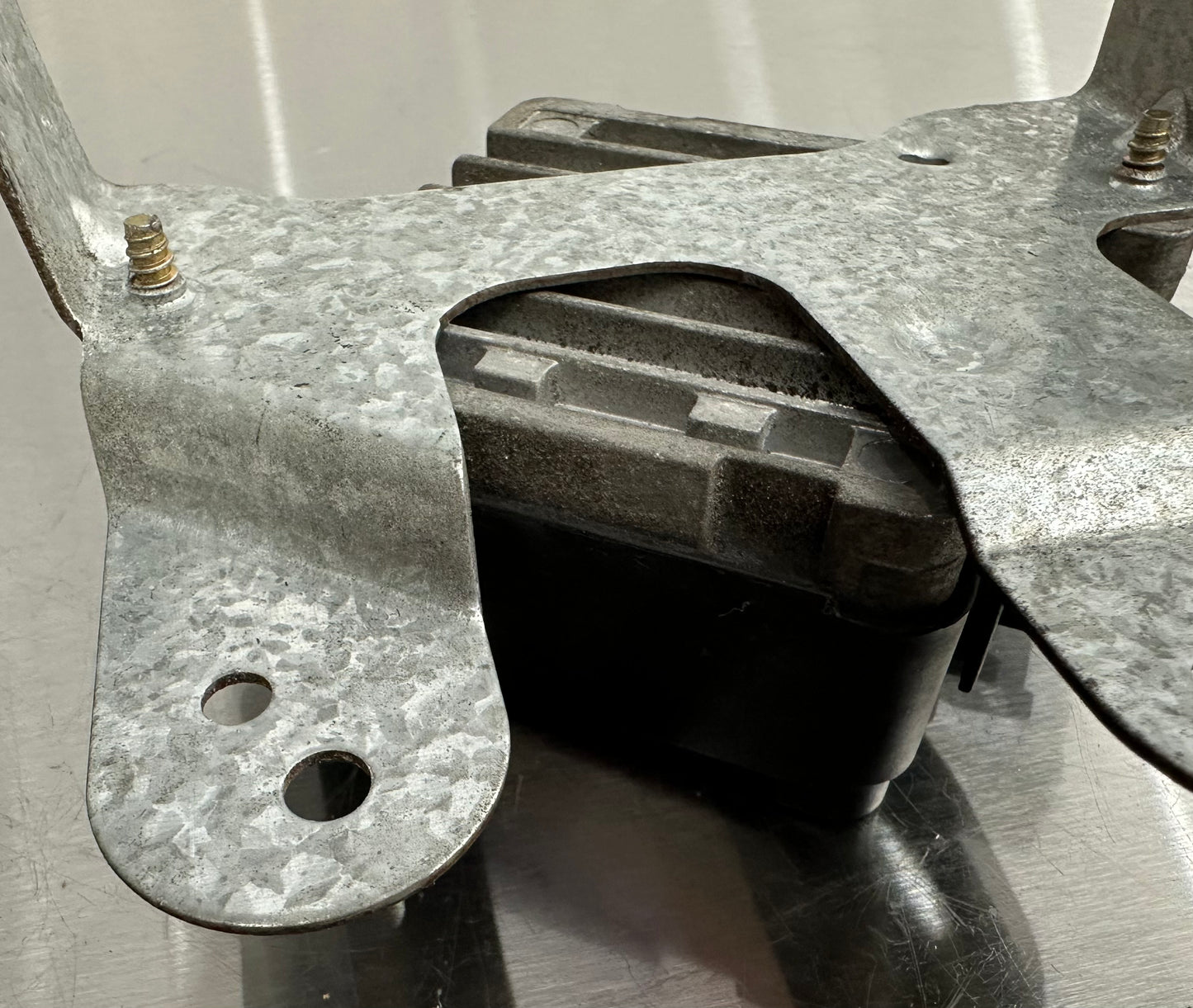 99-04 Ford Mustang ECM Gas Fuel Pump Control Module  OEM XR3F-9D372-AE, F50B-14A624-MA #01