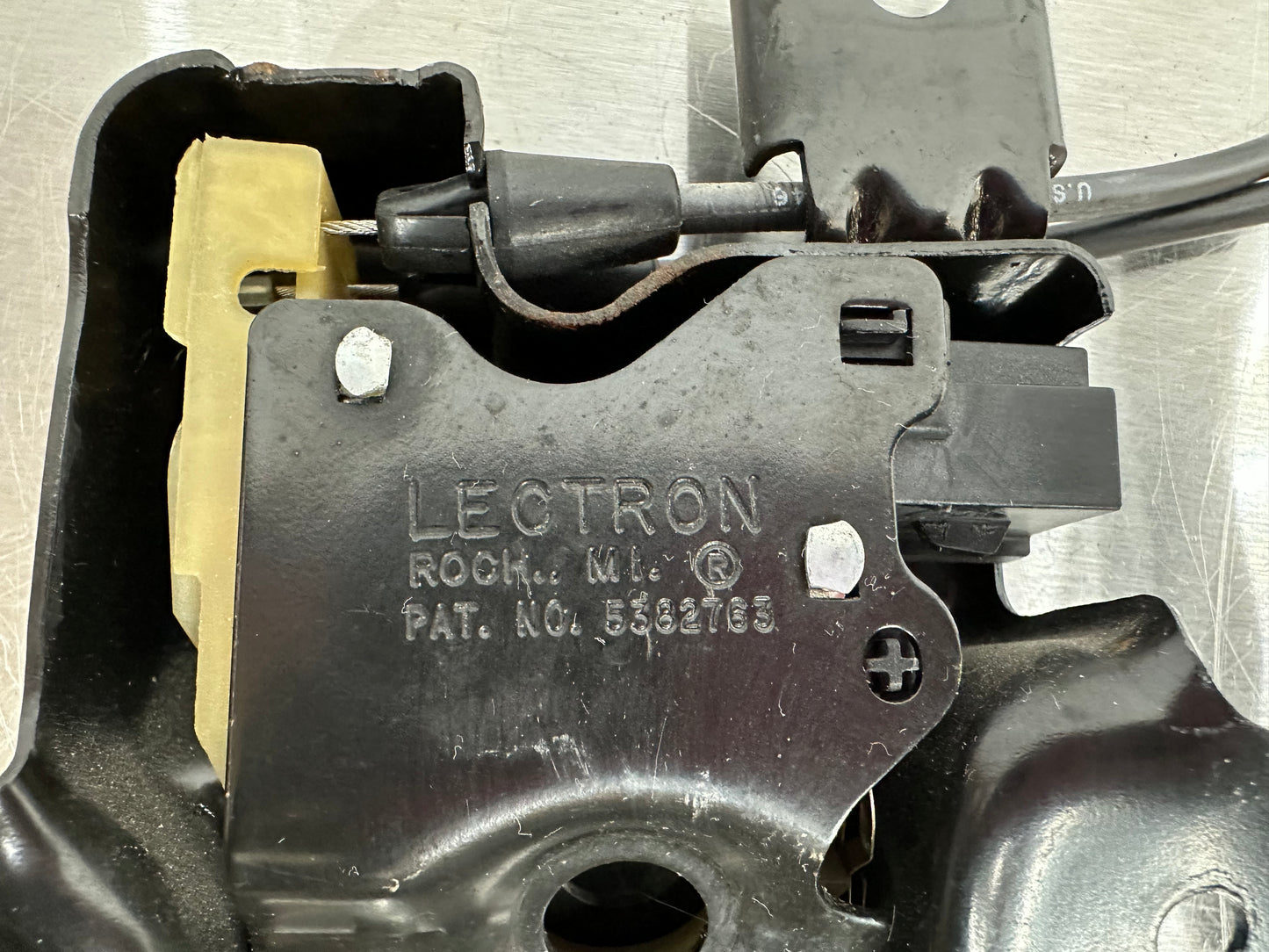 99-04 Ford Mustang Trunk Latch Lock Emergency Release Actuator OEM XR3A-6343282-CA #01