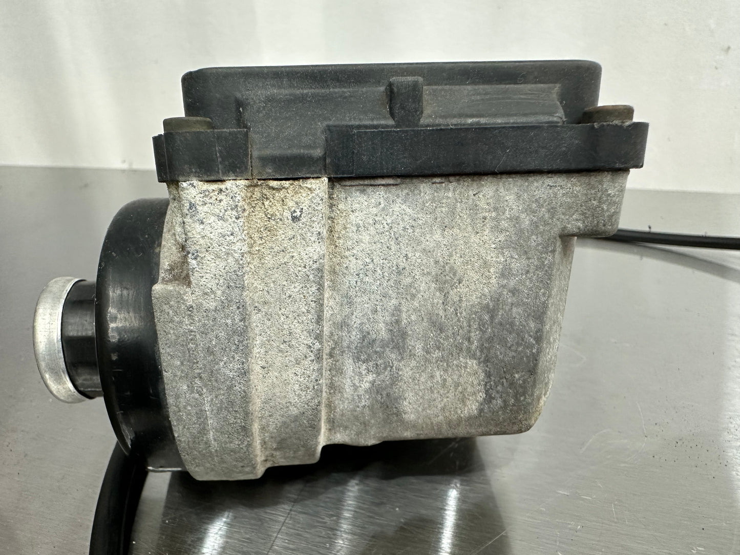 99-04 Ford Mustang Cruise Control Module OEM XR3F-9C734-AE, F87F-9A825-AC #01