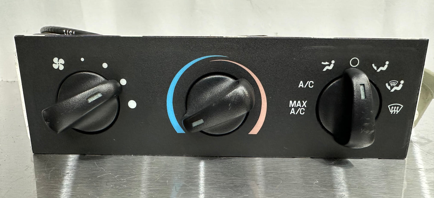 99-04 Ford Mustang A/C Heater Temperature Switch Climate Control OEM F4ZH-190674-BC #01
