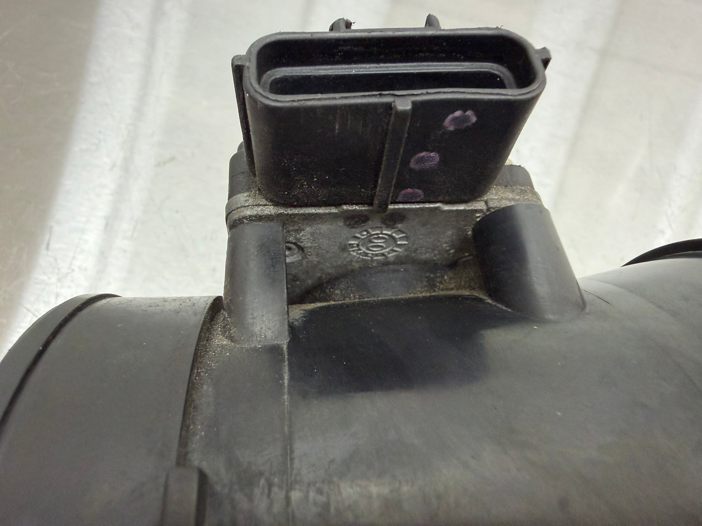 99-04 Ford Mustang MAF Mass Flow Air Center Sensor 2V OEM F6UF-12B579-AA, F8ZF-12B644-AA #03