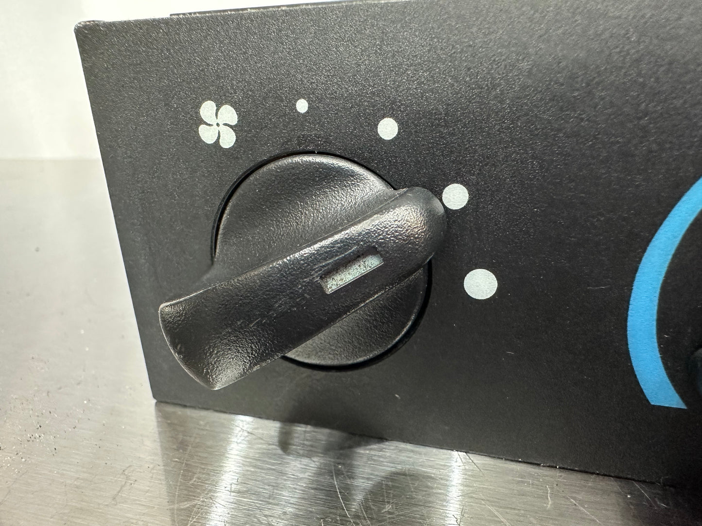 99-04 Ford Mustang A/C Heater Temperature Switch Climate Control OEM F4ZH-190674-BC #01