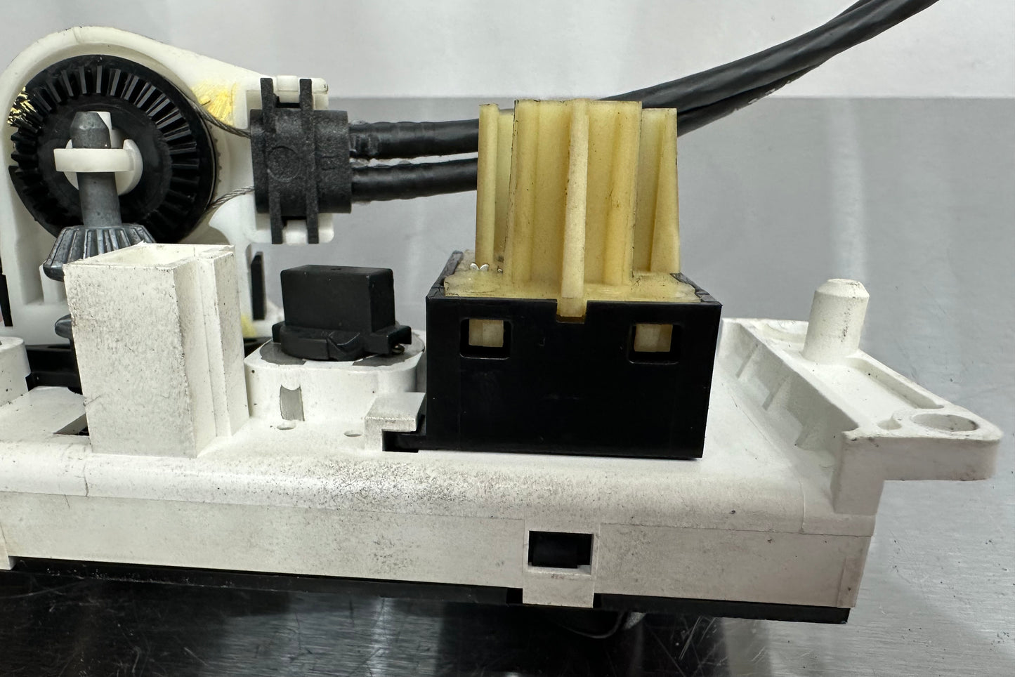 99-04 Ford Mustang A/C Heater Temperature Switch Climate Control OEM F4ZH-190674-BC #01