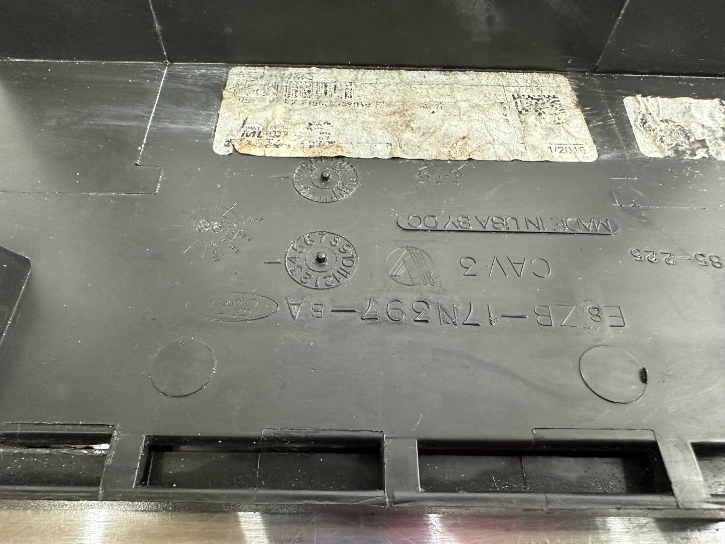 87-93 Ford Mustang Front Bumper License Plate Frame Bracket Mount OEM E5ZZ-17A385-A #01