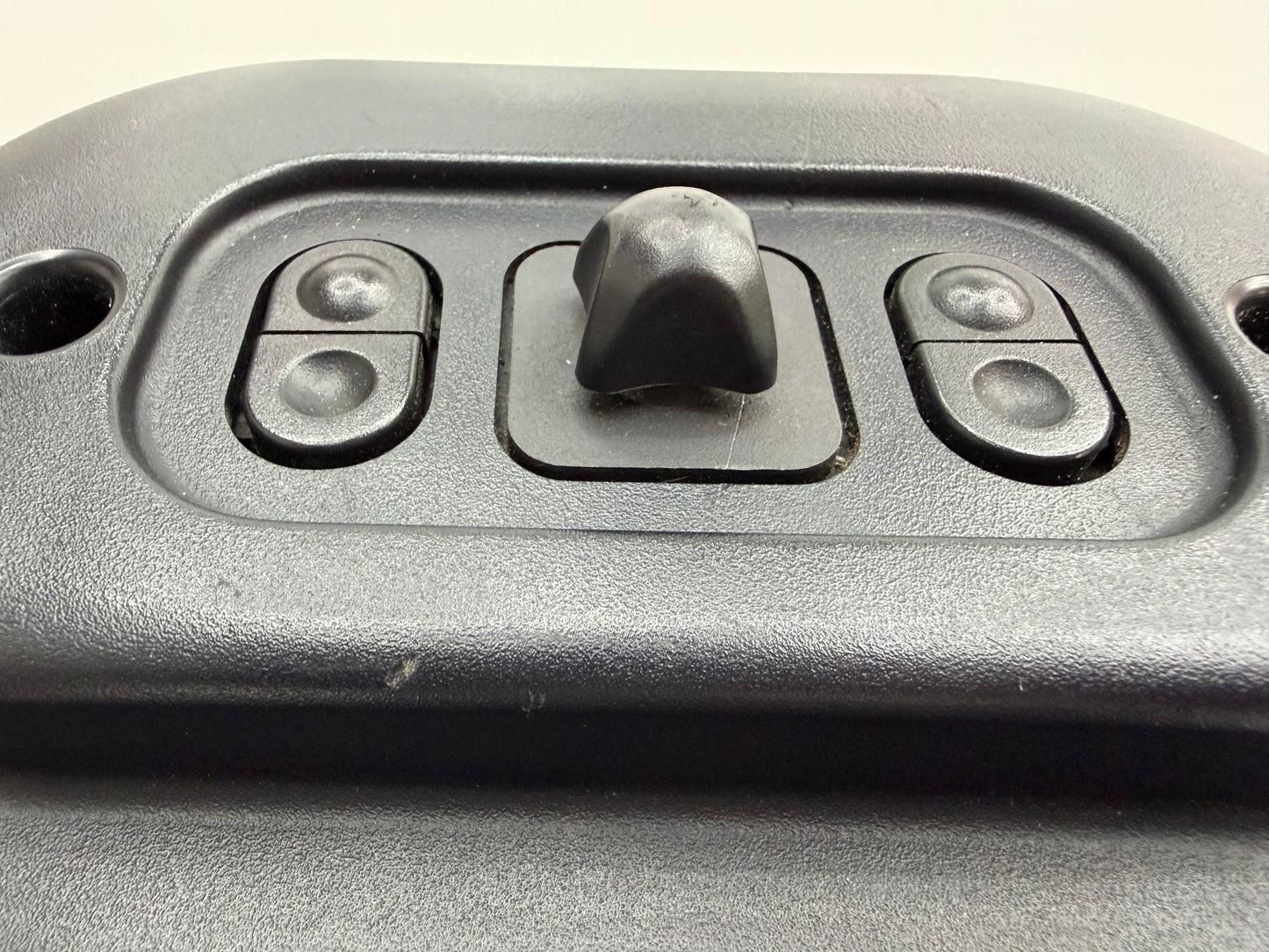 99-04 Ford Mustang Driver LH Power Seat 6-Way Control Switch Panel OEM XR3X-14A706-AAW #02