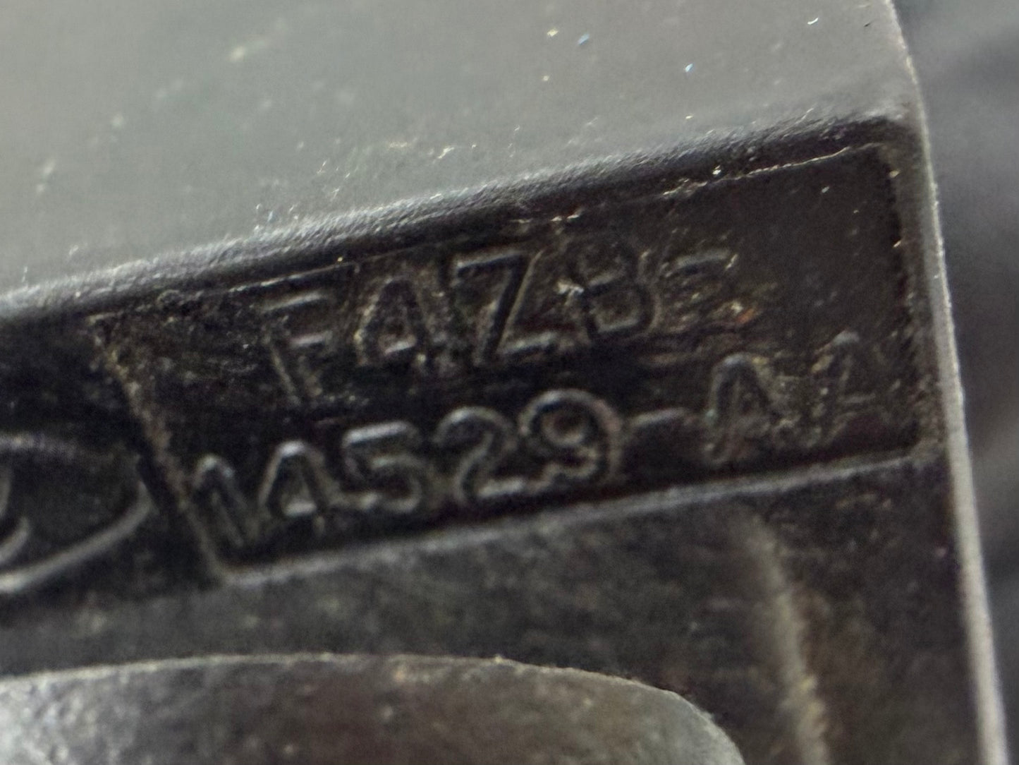 99-04 Ford Mustang Power Window Switch Button OEM F4ZB-14529-AA #03B