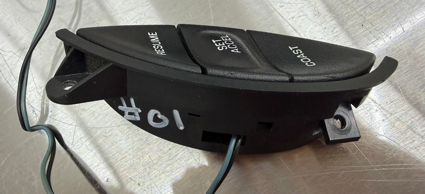 99-04 Ford Mustang Steering Wheel Controls Button Assembly Cruise Control OEM F5ZC-9D780-AA #01