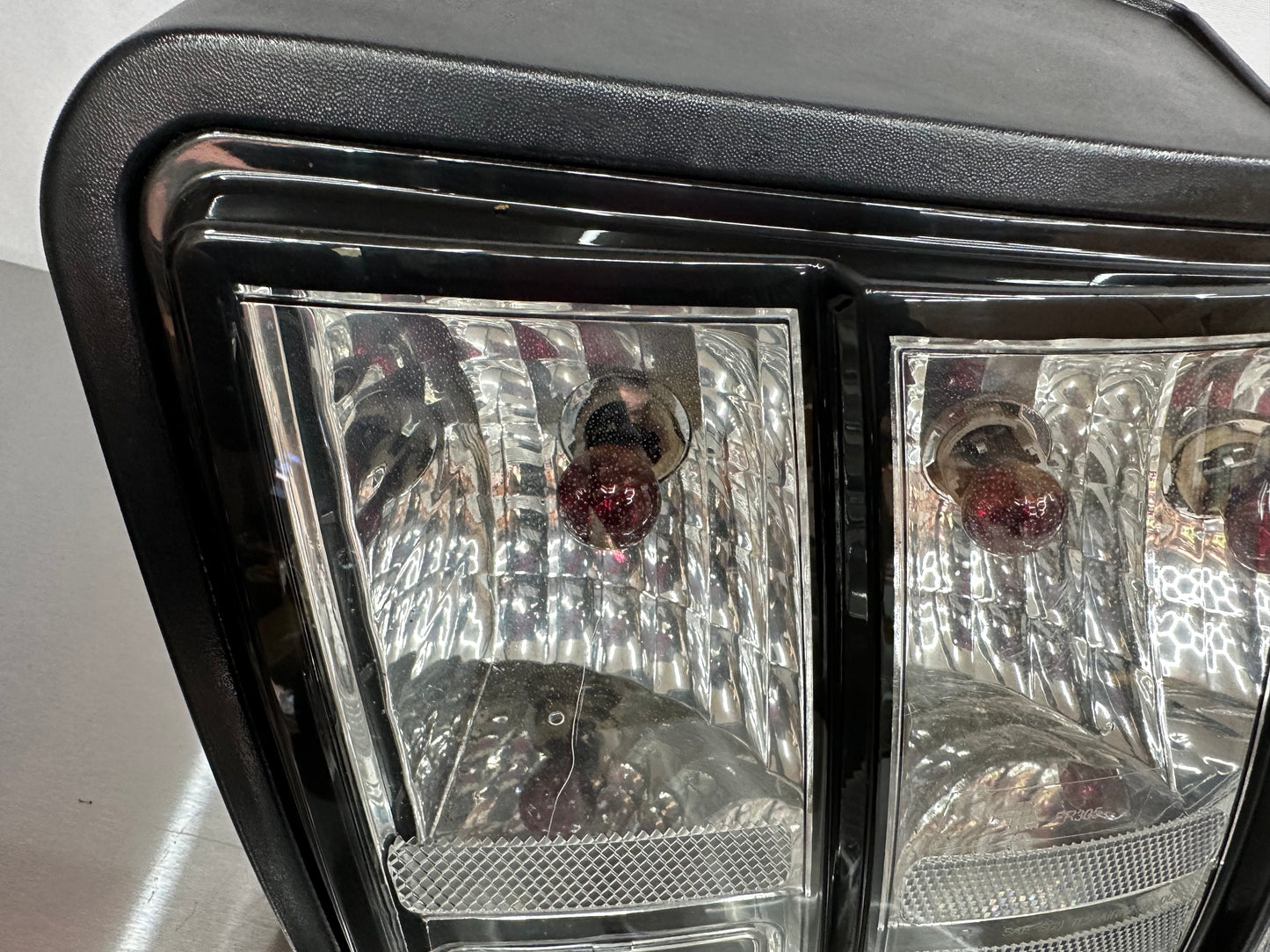 99-04 Ford Mustang Tail Lights LH RH Aftermarket #03