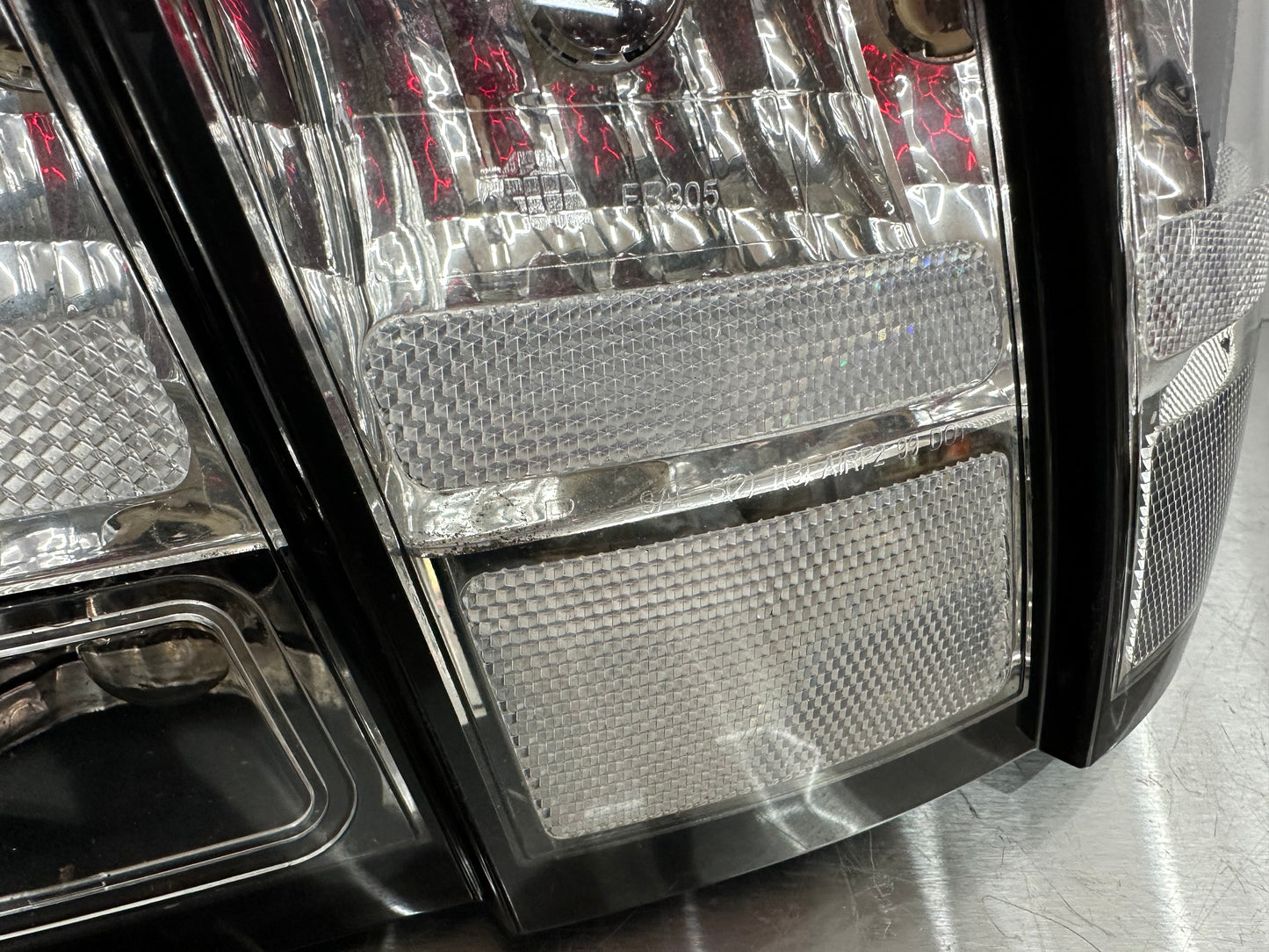99-04 Ford Mustang Tail Lights LH RH Aftermarket #03