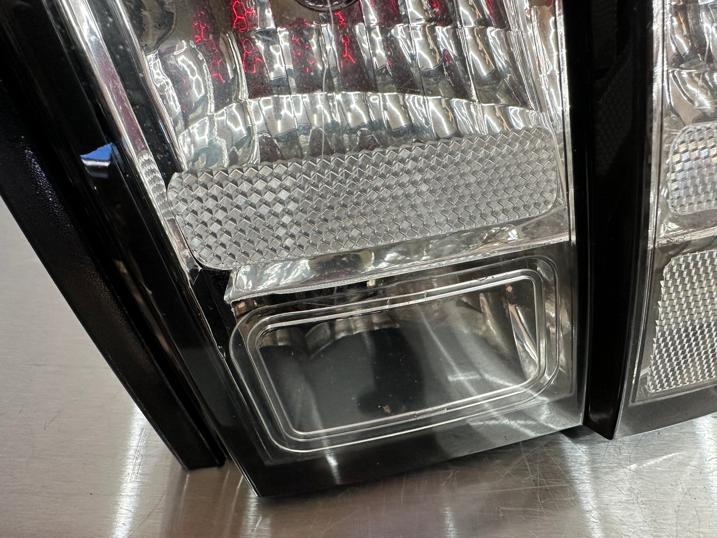 99-04 Ford Mustang Tail Lights LH RH Aftermarket #03
