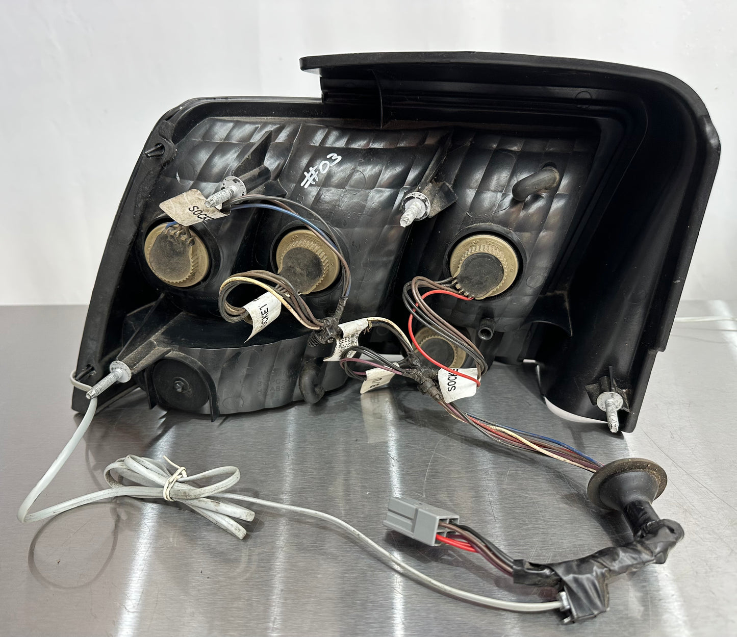 99-04 Ford Mustang Tail Lights LH RH Aftermarket #03