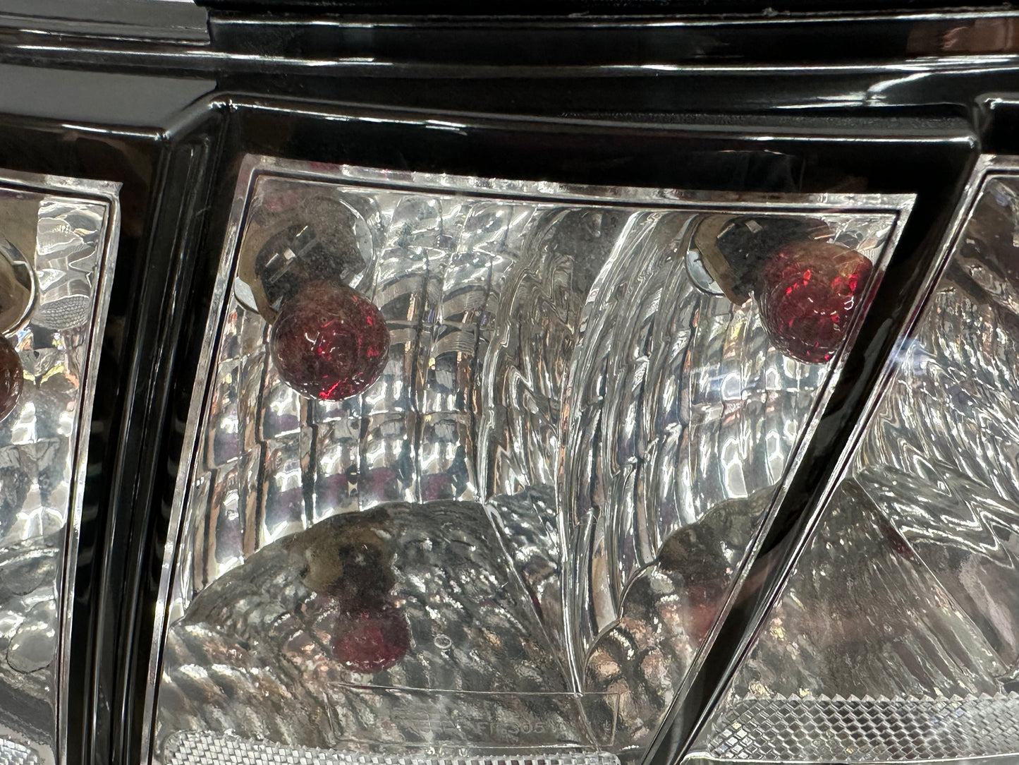 99-04 Ford Mustang Tail Lights LH RH Aftermarket #03