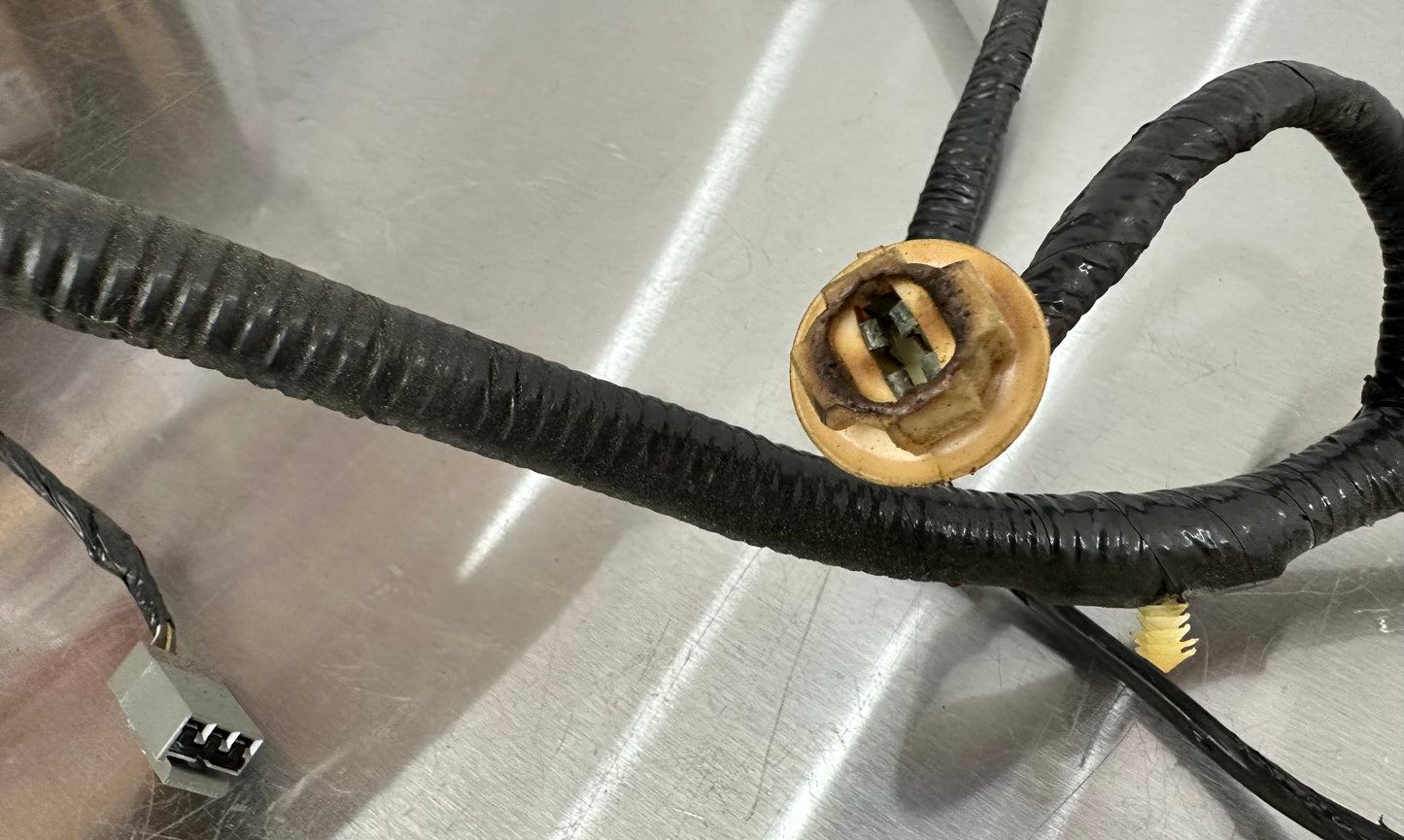 99-04 Ford Mustang Trunk Deck Lick Wiring Harness OEM XR33-19B516-AA, F588-14489-LA #03